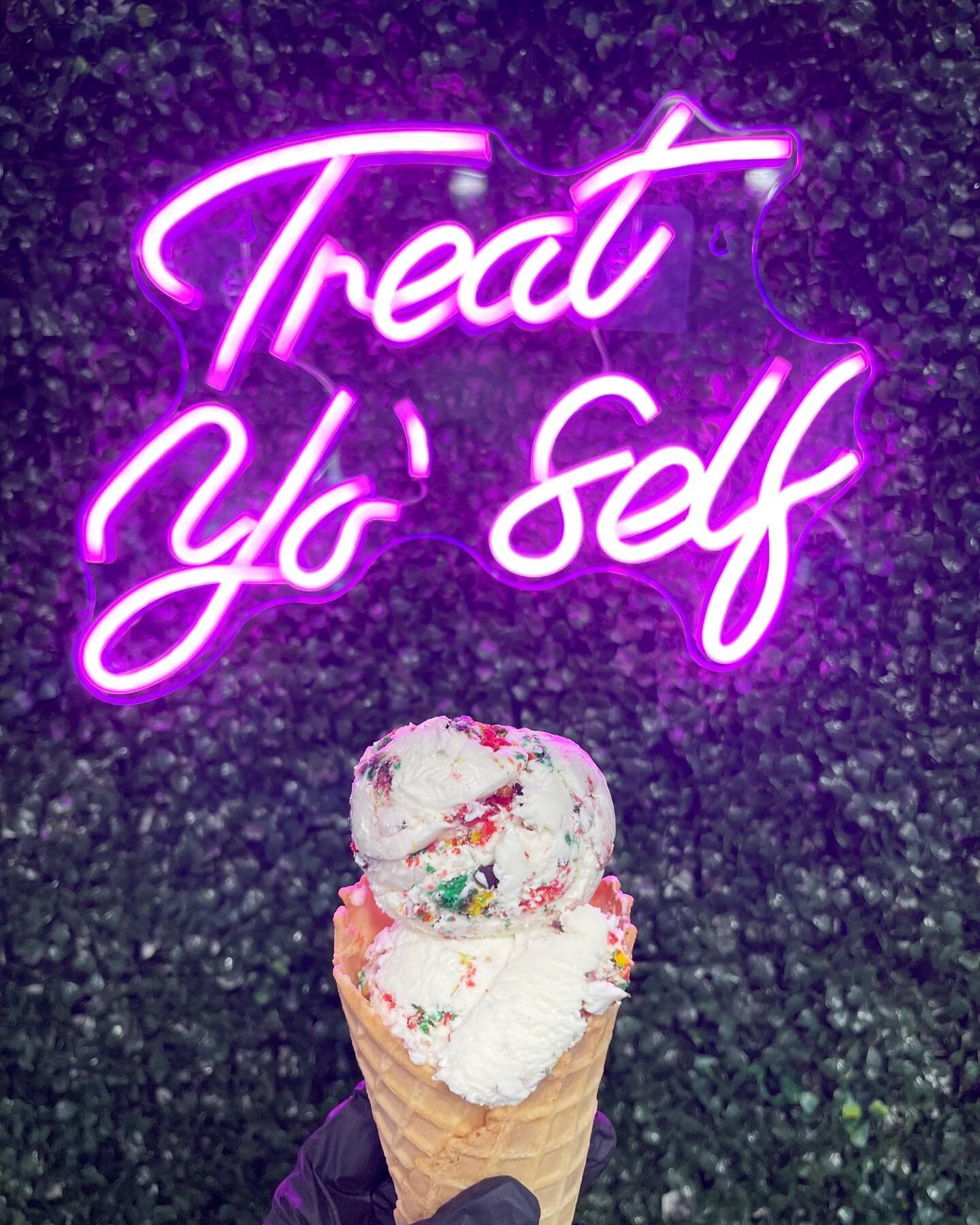 Special announcement🍦‼️
Scoops and cones has something special coming&hellip;
We have officially started to make some custom flavors! These flavors are creamy, homemade and simply out of this world. 
Come to our Farmingdale location and try our new 