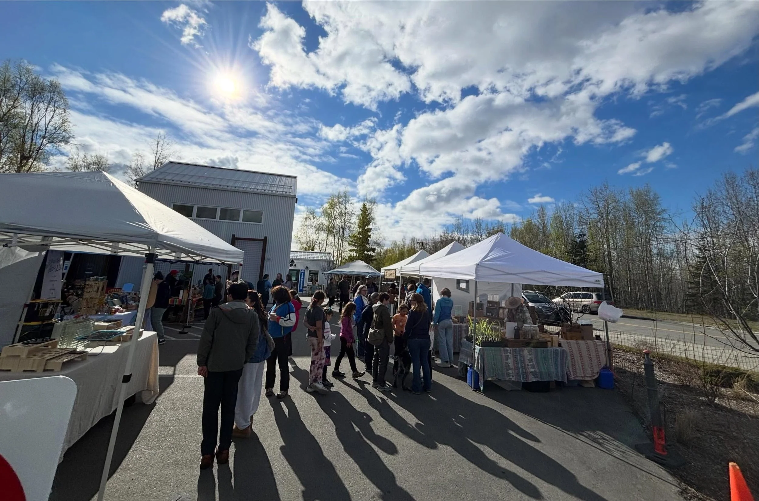 Thank you to everyone who came out for our first summer market of the season! It was such a blast!
And a big thanks to you for showing up for Airport Heights Elementary School. We love being a part of this community. 💛