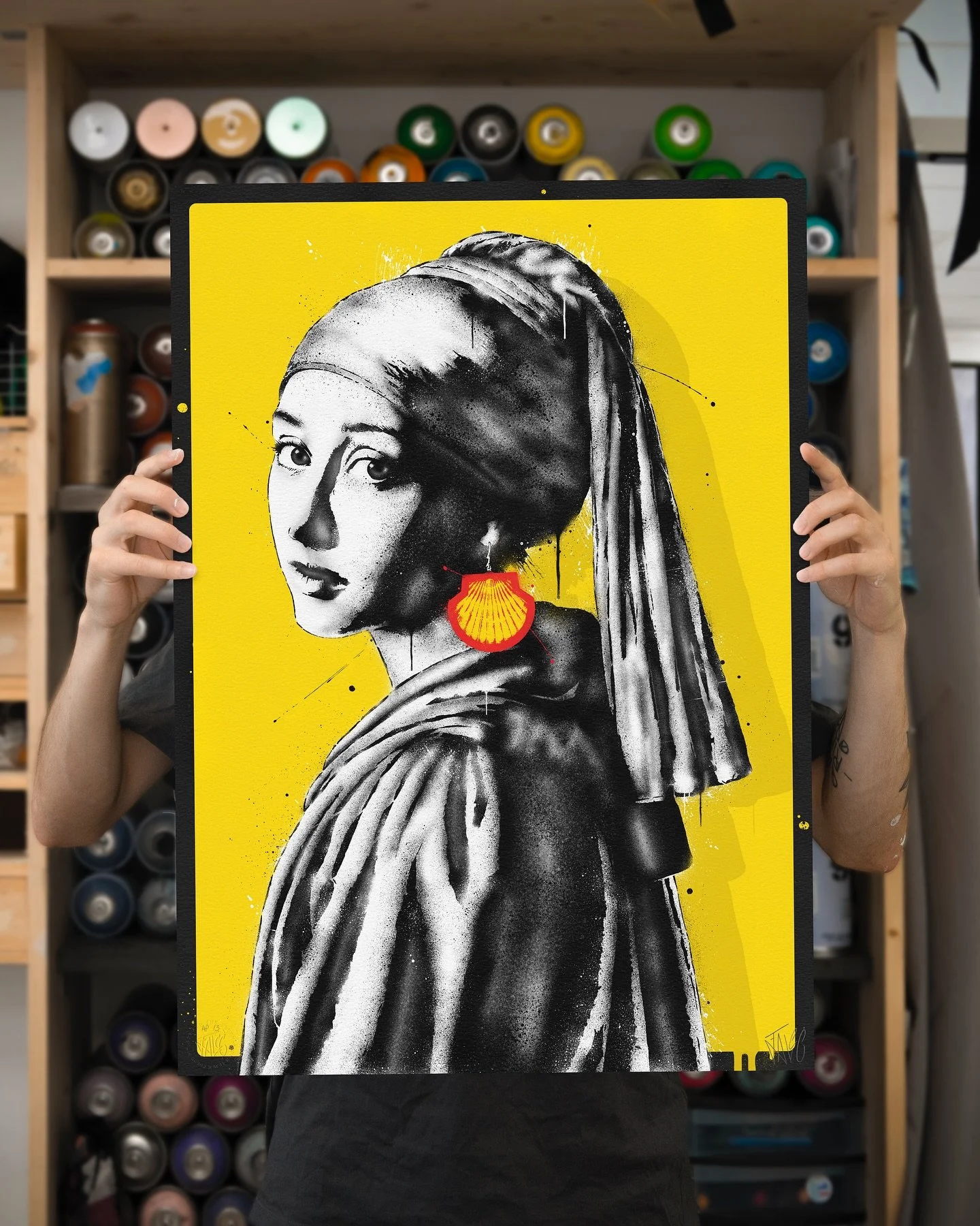 Helllooo🚨Upcoming new prints release dropping on my website falcocrea.com this Saturday at 11:00 a.m (UTC+1)

The first piece, &ldquo;Flight for Peace&rdquo; 🕊️☮️ depicts two doves holding each other, forming the iconic peace symbol. The work refle