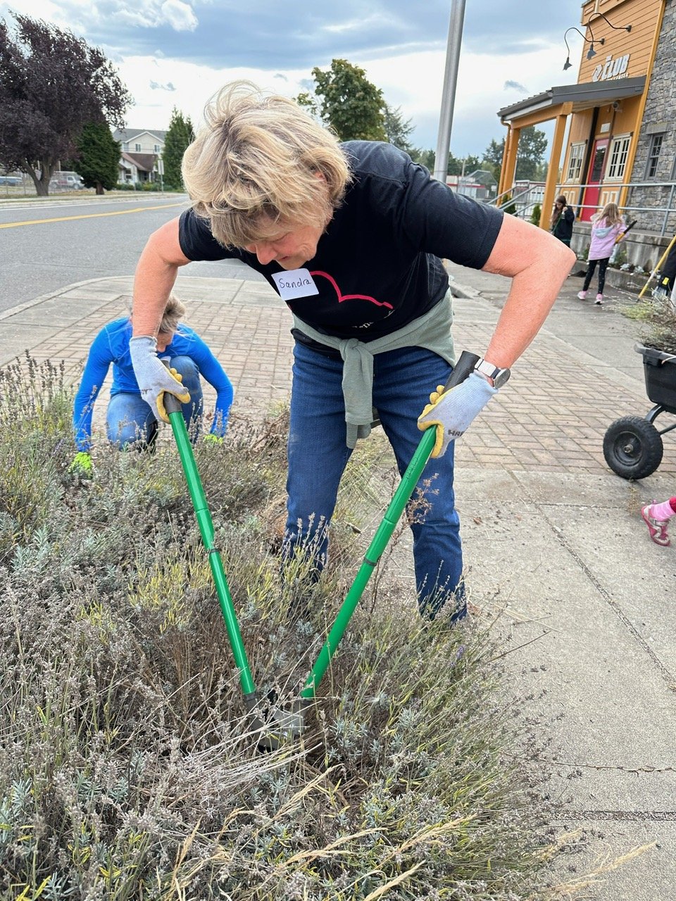 CTK'er Landscaping Response Team Service Project