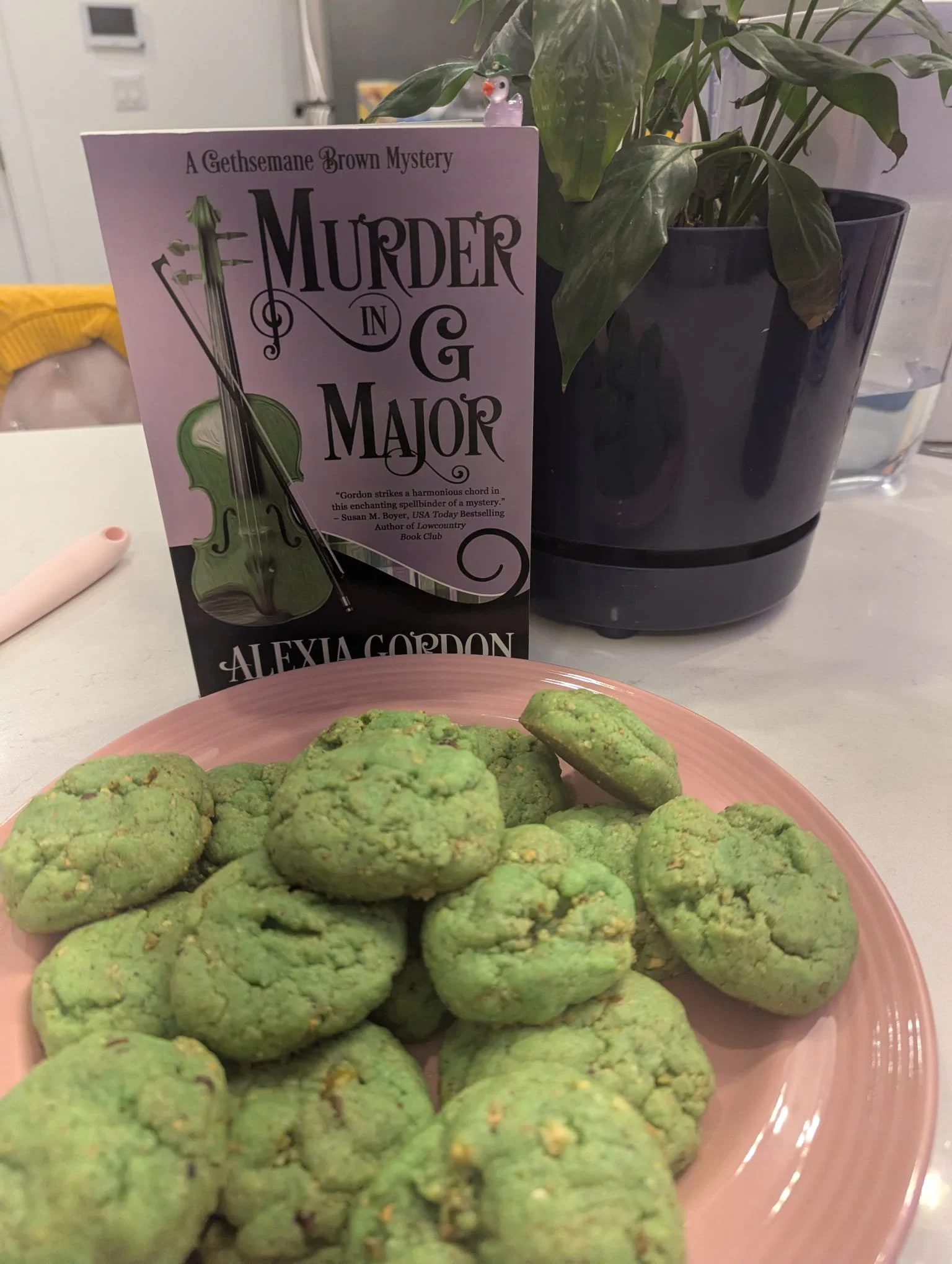 Book Club “Murder in G Major”