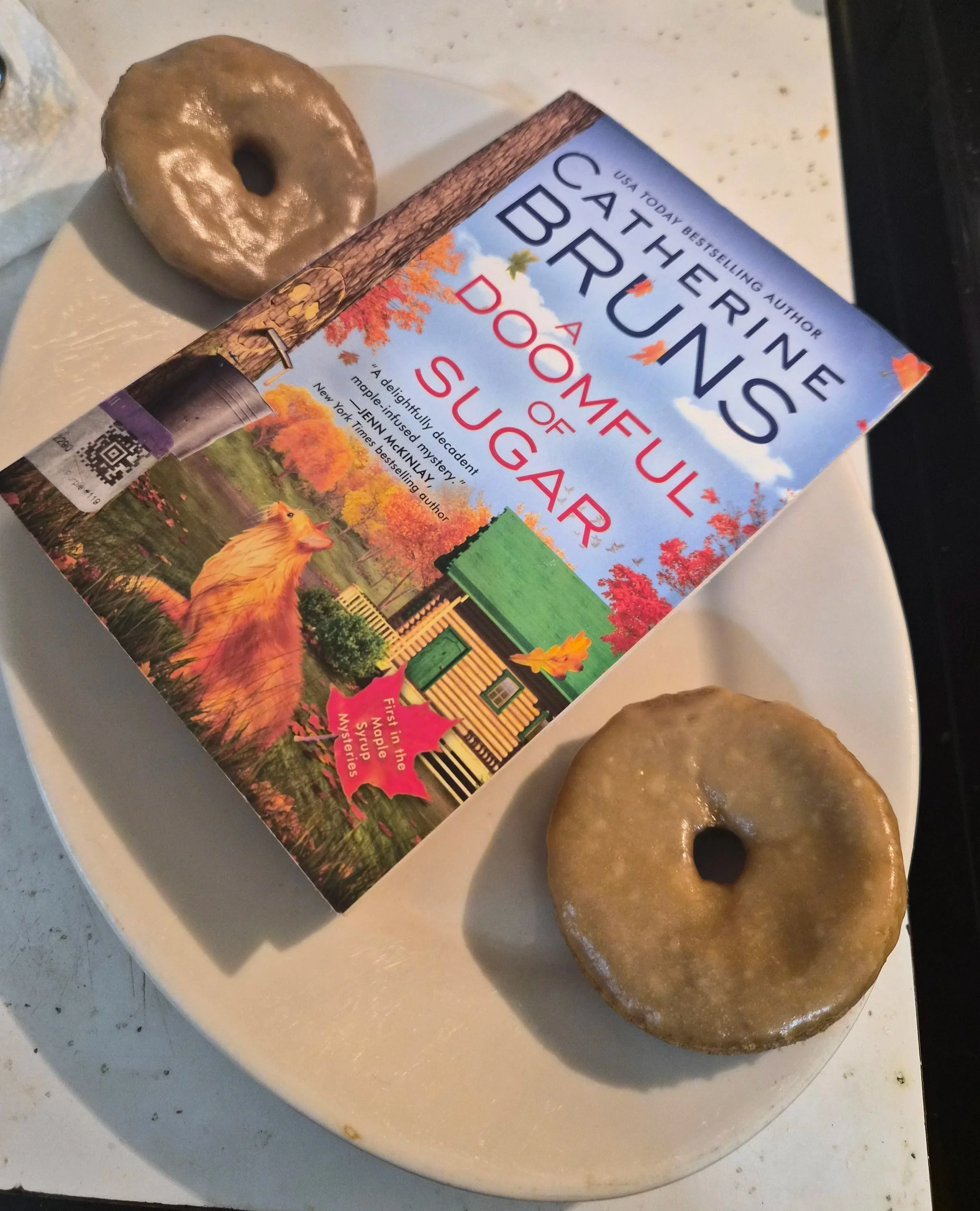Books &amp; Bakes: A Doomful of Sugar