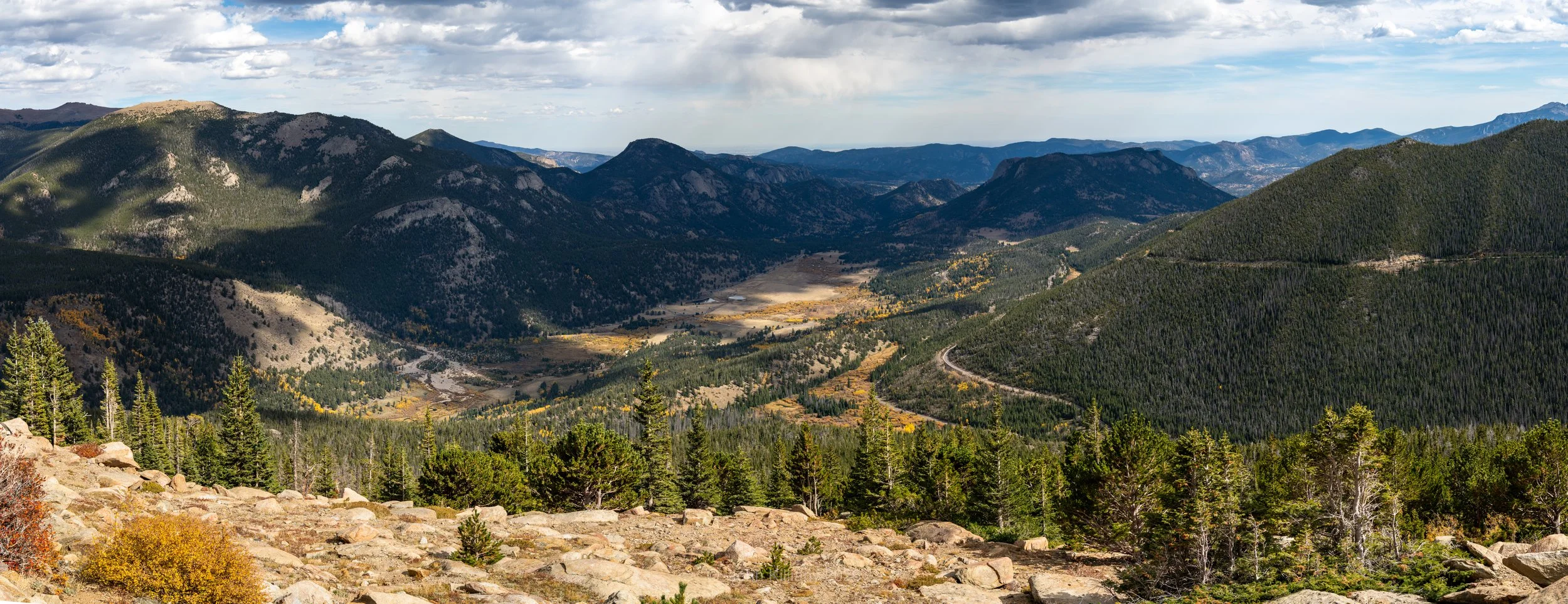 Rainbow Curve Overlook - Rocky Mountain NP