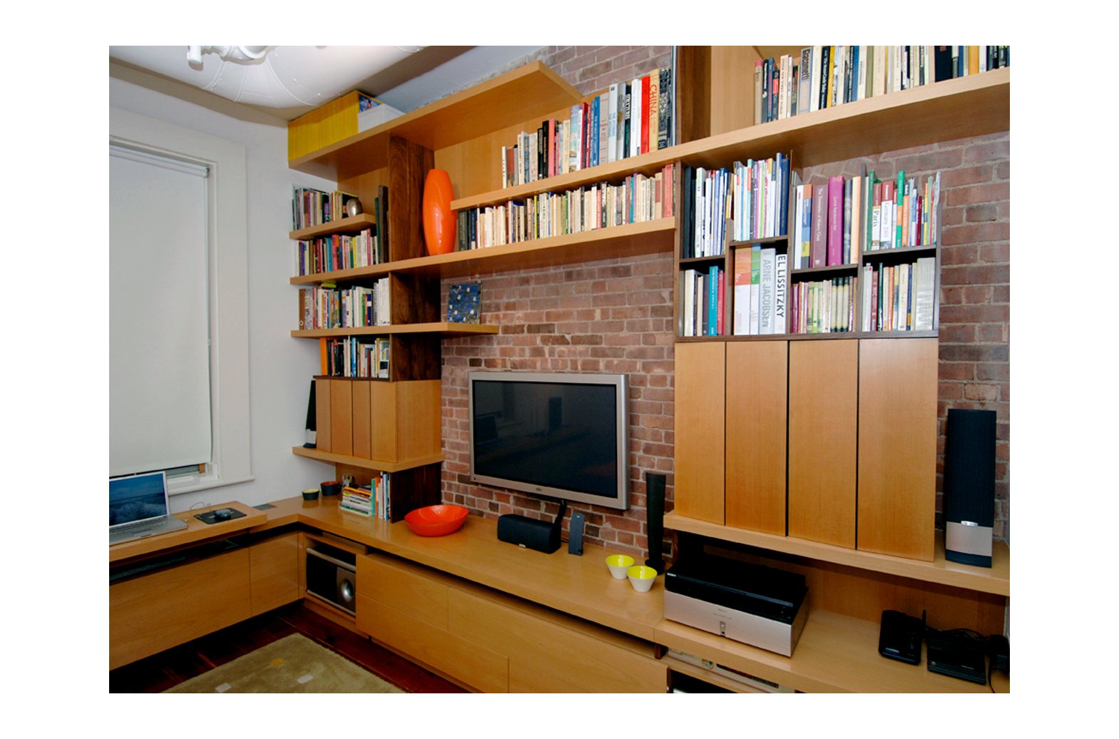 library02.jpg