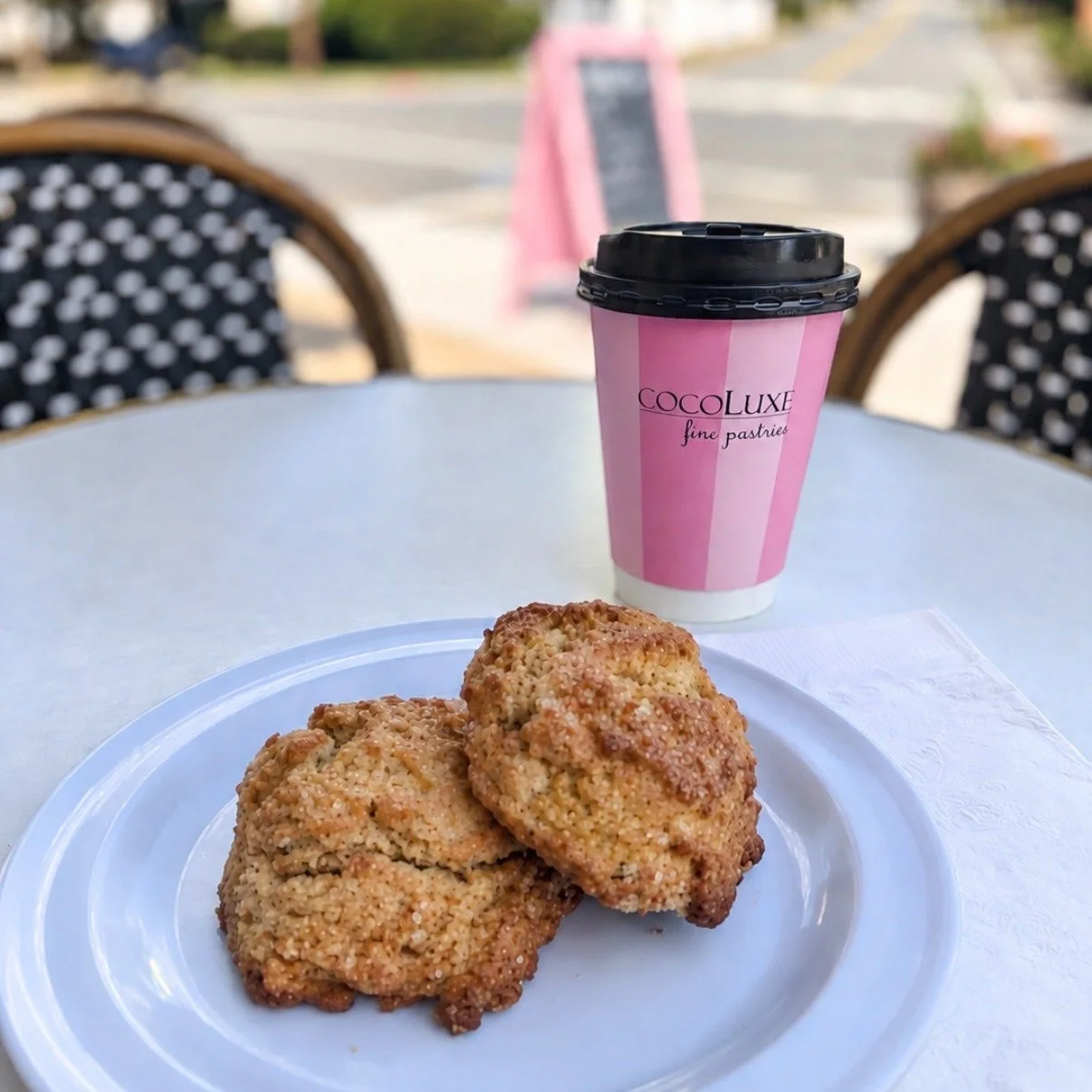 ☀️ Beautiful days call for coffee and scones.

Whether you&rsquo;re stopping by for a midday pick-me-up or catching up with a friend, our freshly baked scones pair perfectly with a cup of CocoLuxe&rsquo;s signature coffee. ☕️

Monday&rsquo;s flavor: 