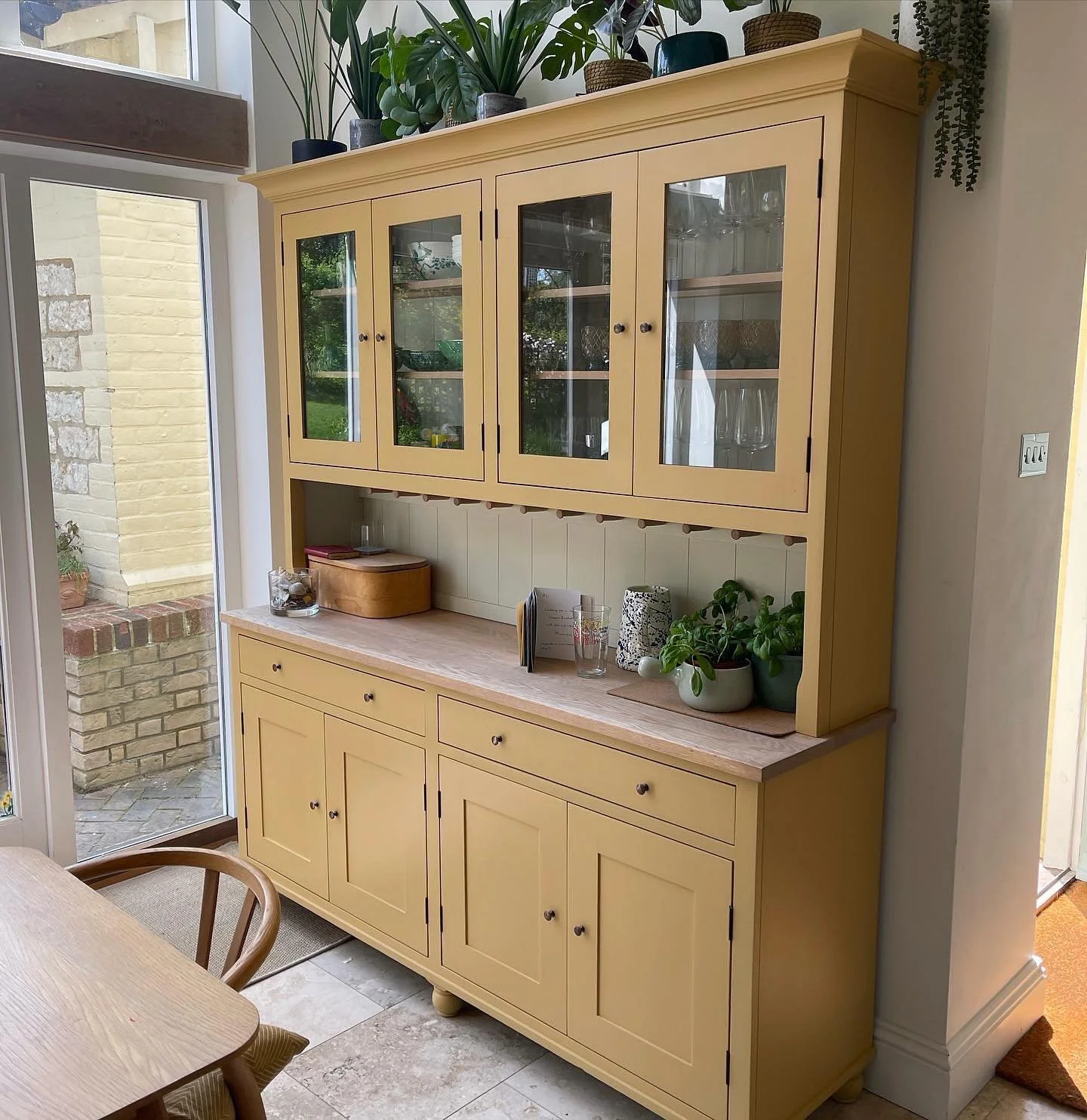 After ➡️ During ➡️ Before 

Colour matched to @farrowandball &lsquo;Cane&rsquo; 💫