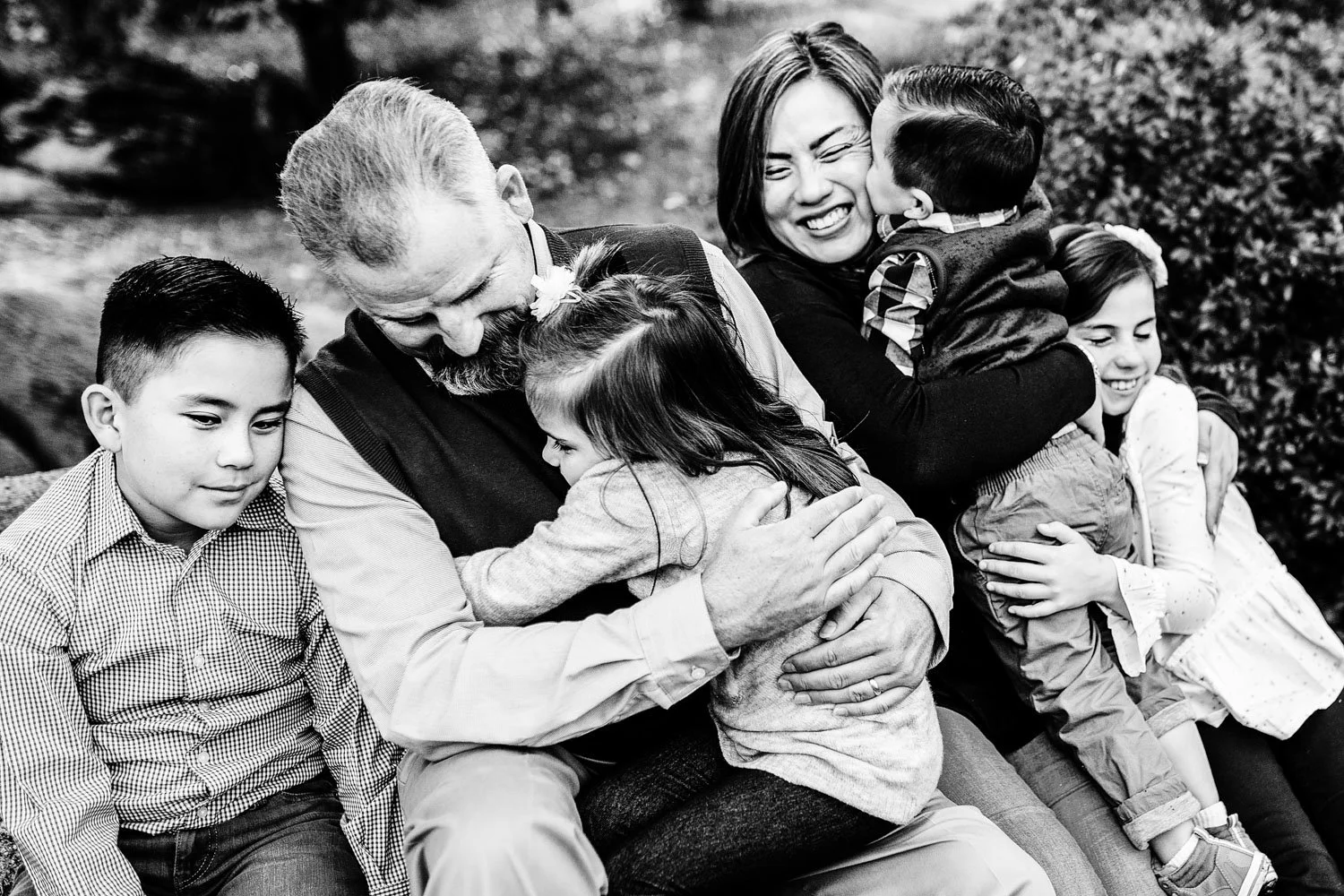 Granite Bay At-Home Lifestyle Photographer | Fun Family of Six