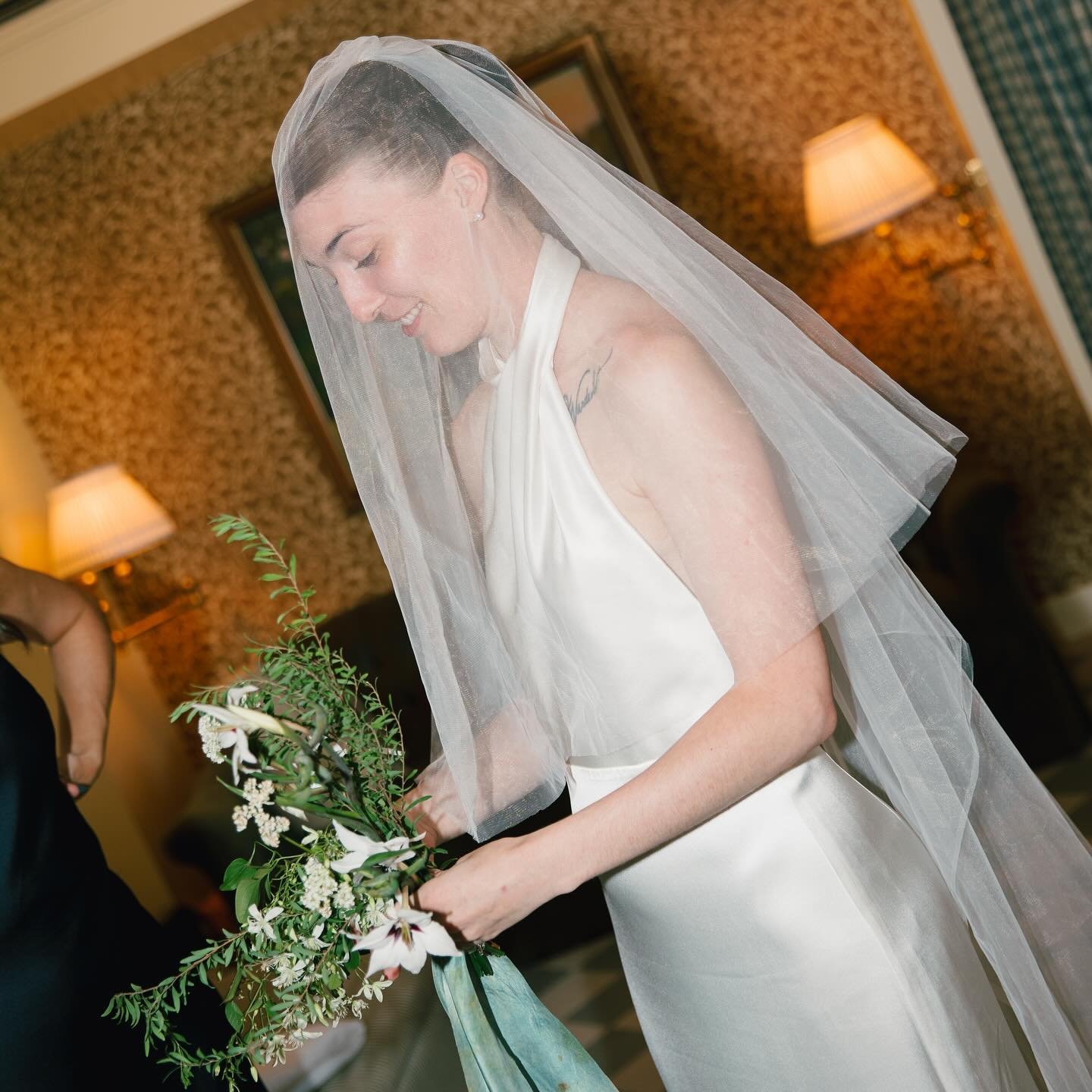 Bride of my dreams. Day of my dreams with the best team in Hood River