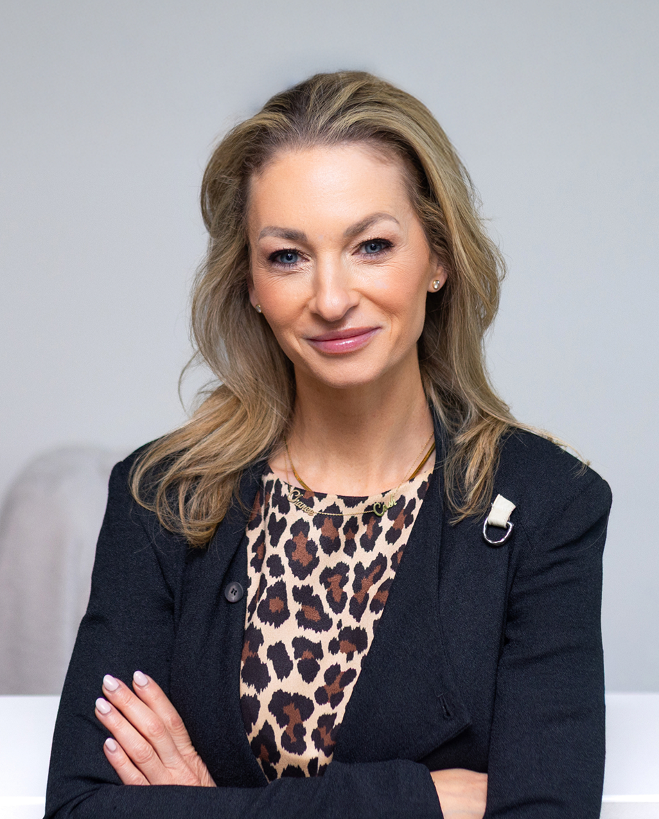 Nora Siegal, MD, PhD LNC Oculoplastics surgeon