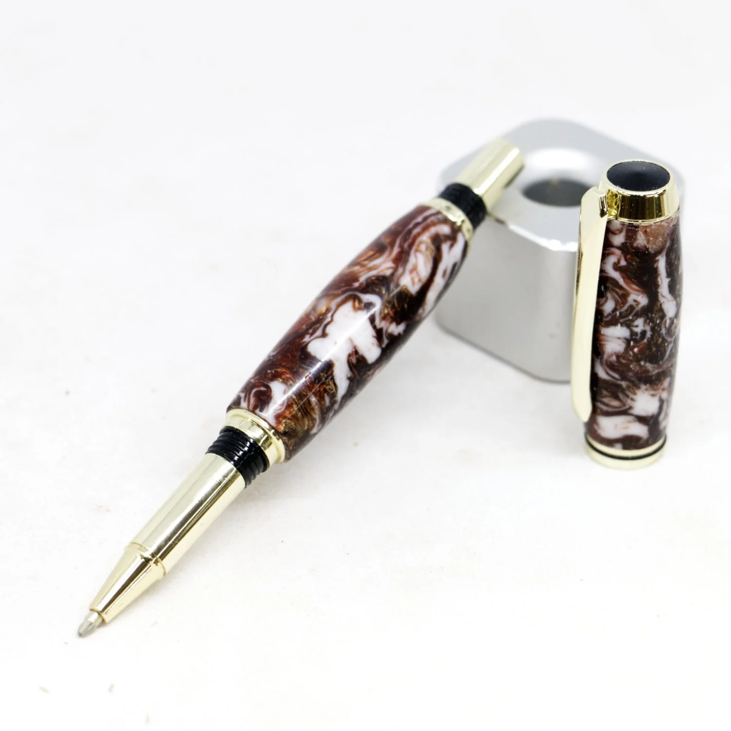 Gentlemens Cookies n Creme Pen 2.jpg