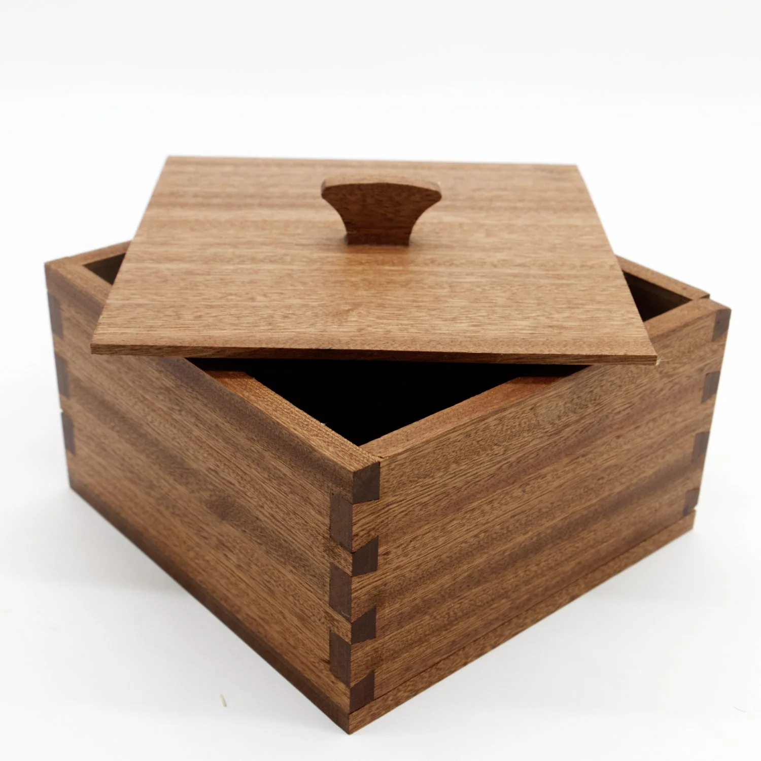 Sapele Dovetail Keepsake Box 6.jpg