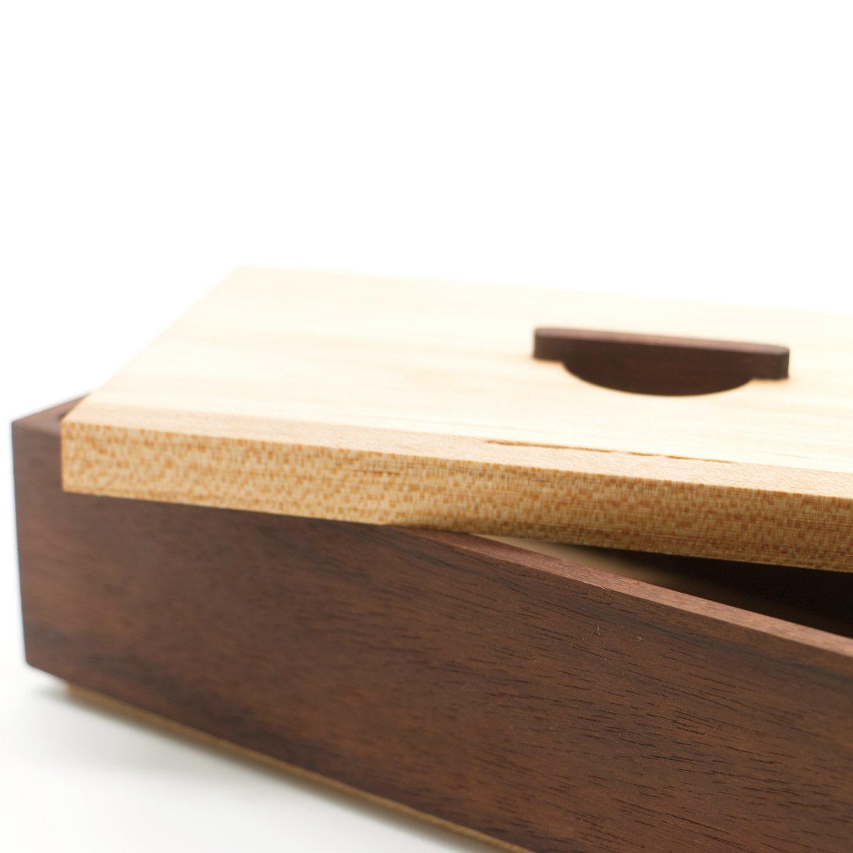 Box2.jpg