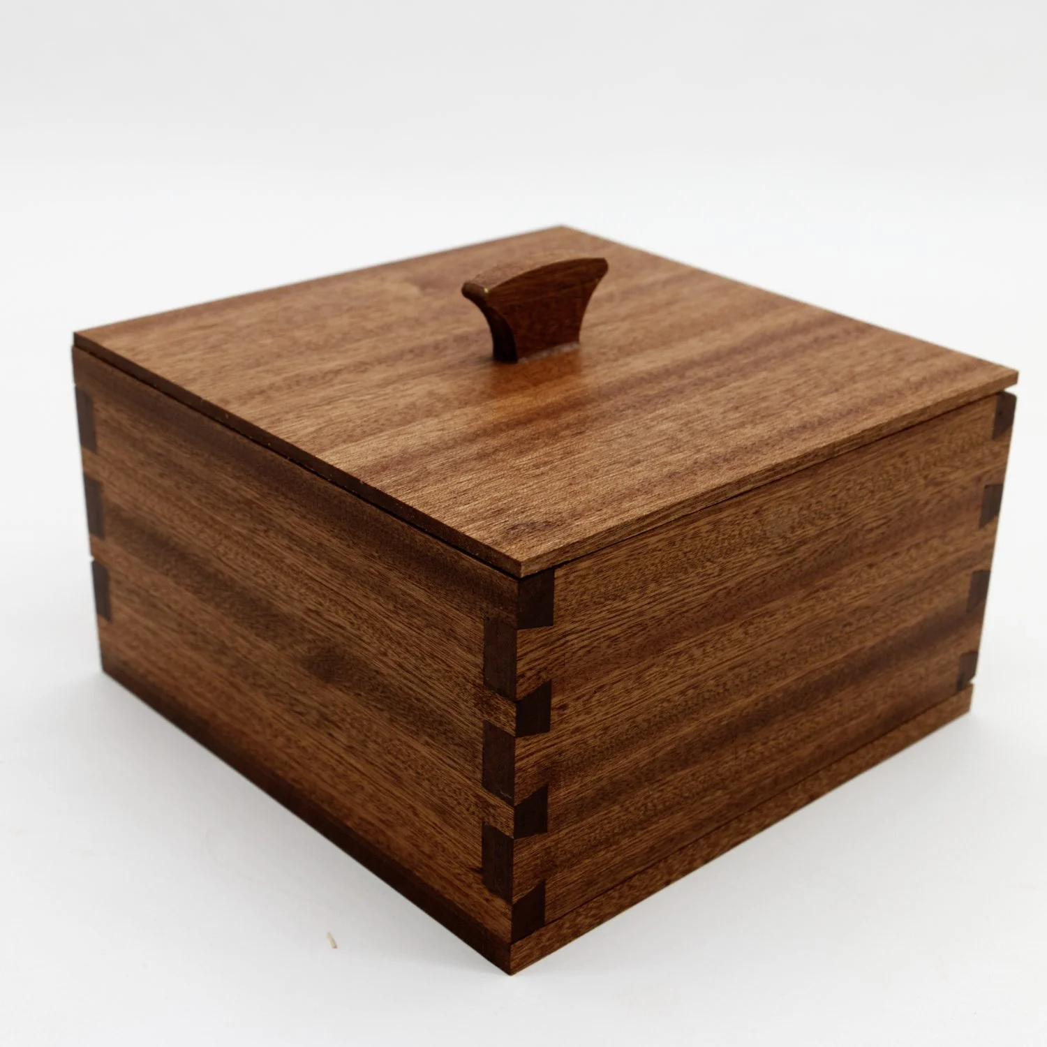 Sapele Dovetail Keepsake Box 5.jpg