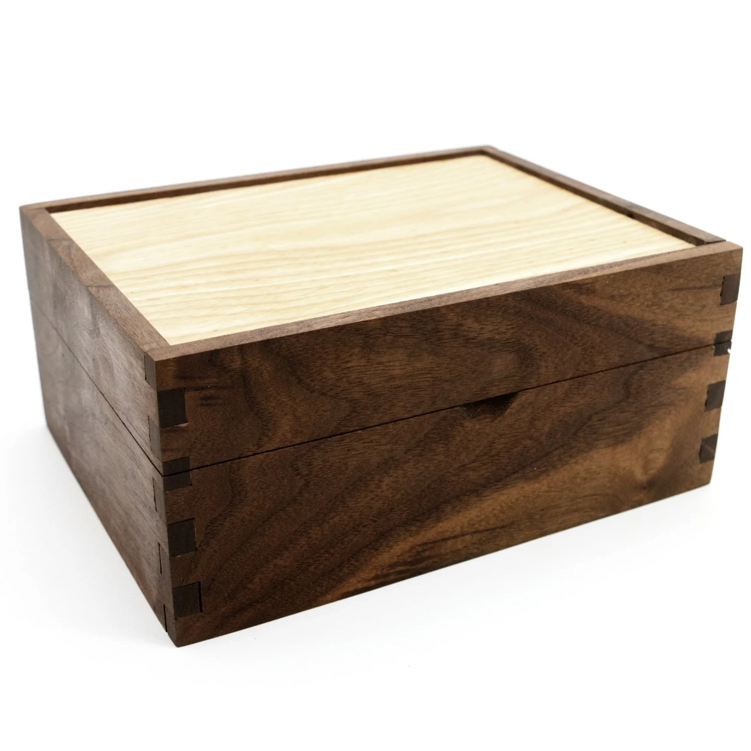 Walnut Keepsake Box 1.jpg