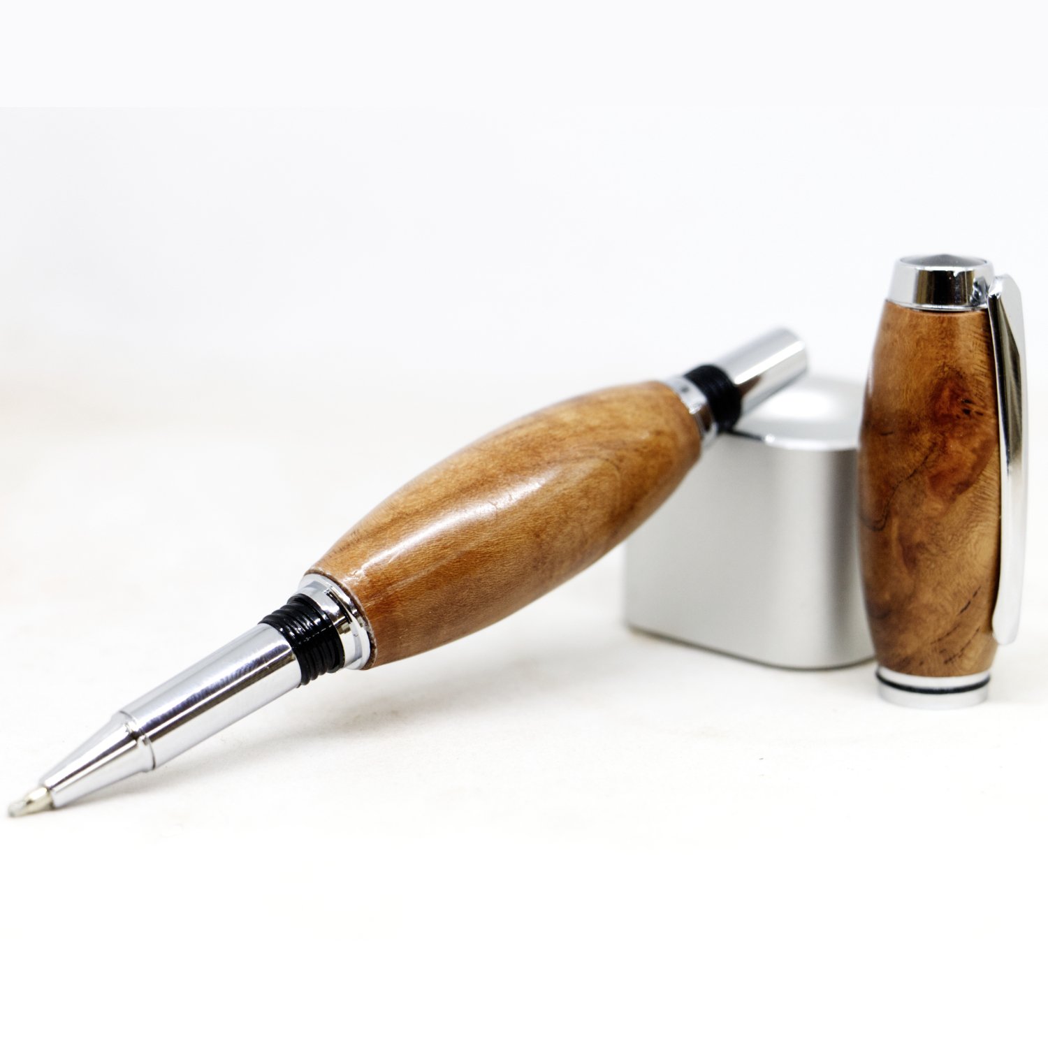 Gentlemens Pen Cherry Burl 4.jpg