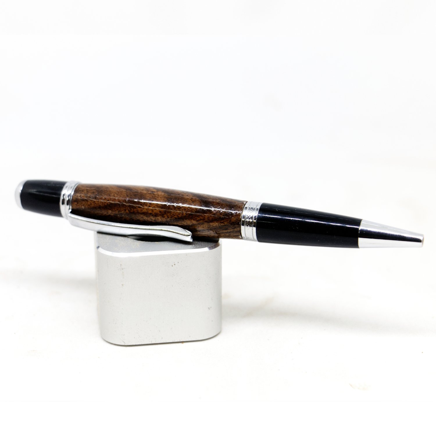 Patagonian Rosewood Pen 2.jpg