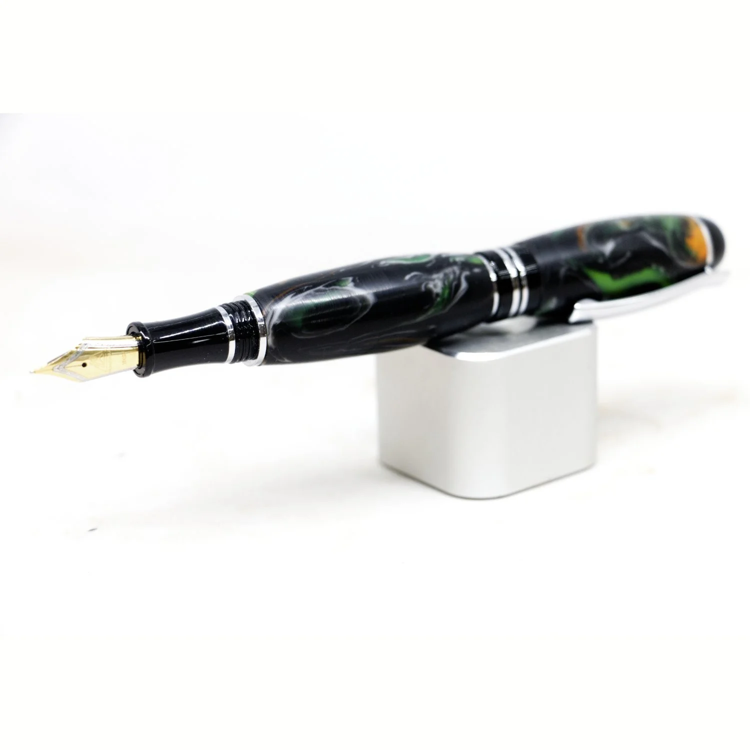 Churchill Dark MultiColor 1.jpg
