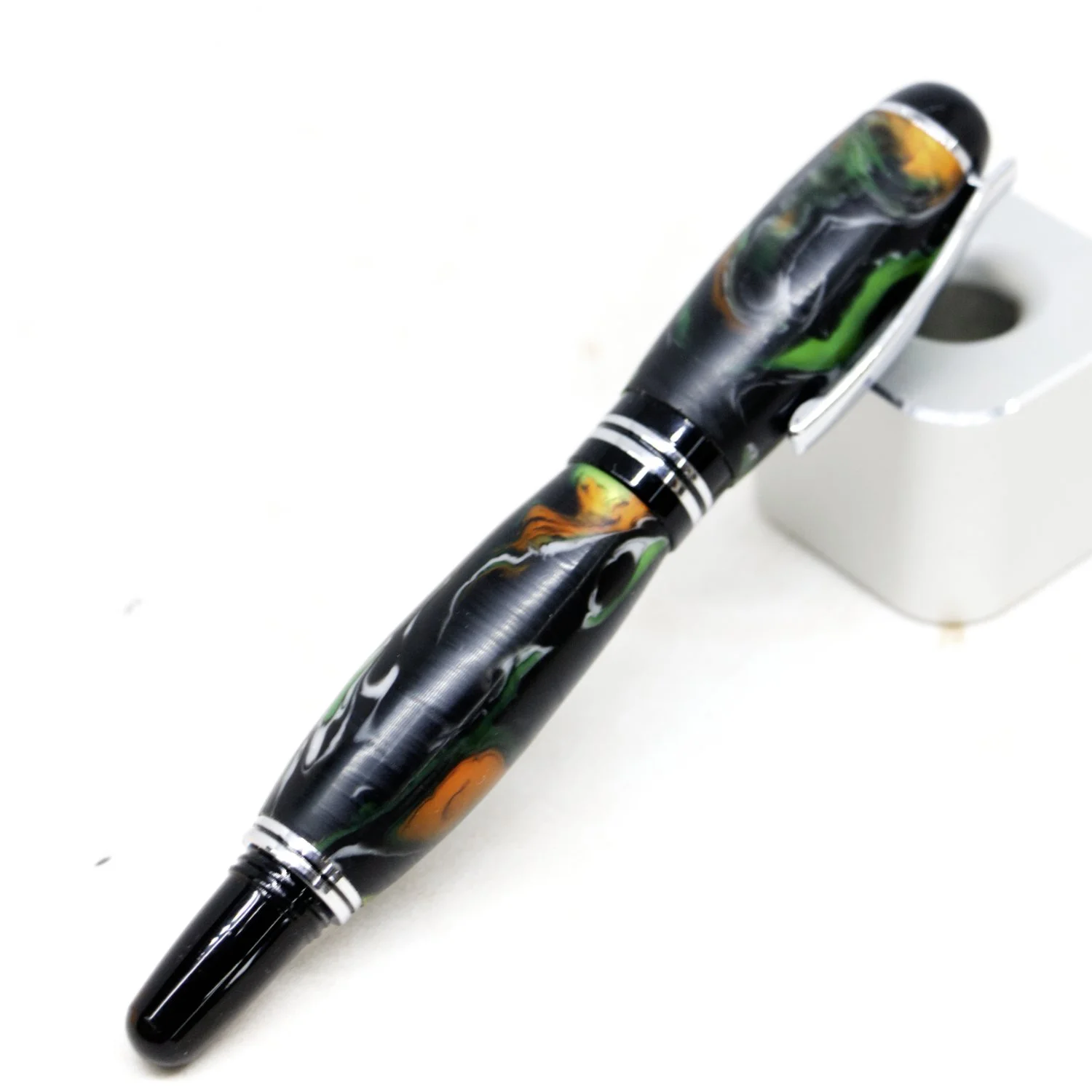 Churchill Dark MultiColor 3.jpg