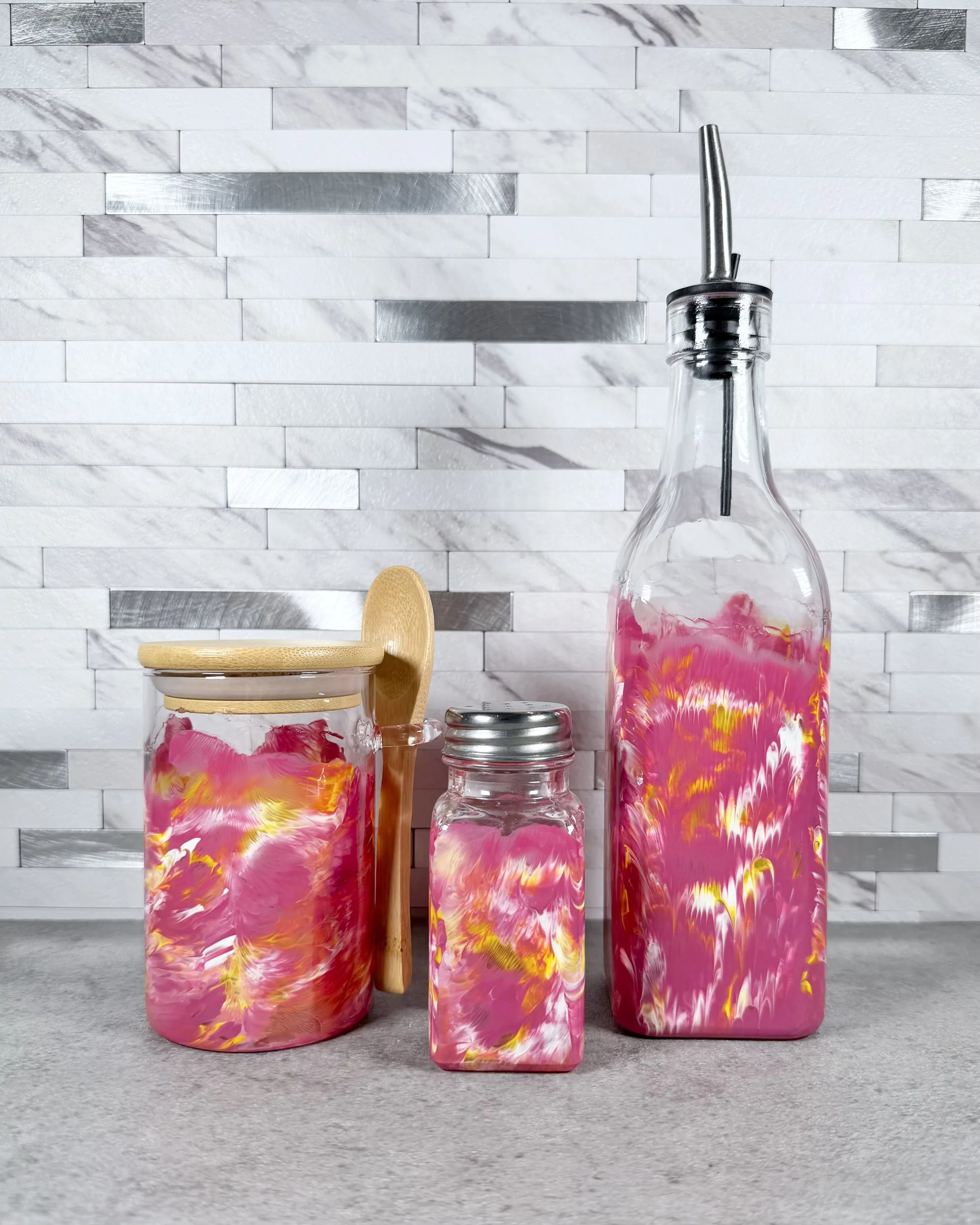 Showy Lady's Slipper Kitchen Set