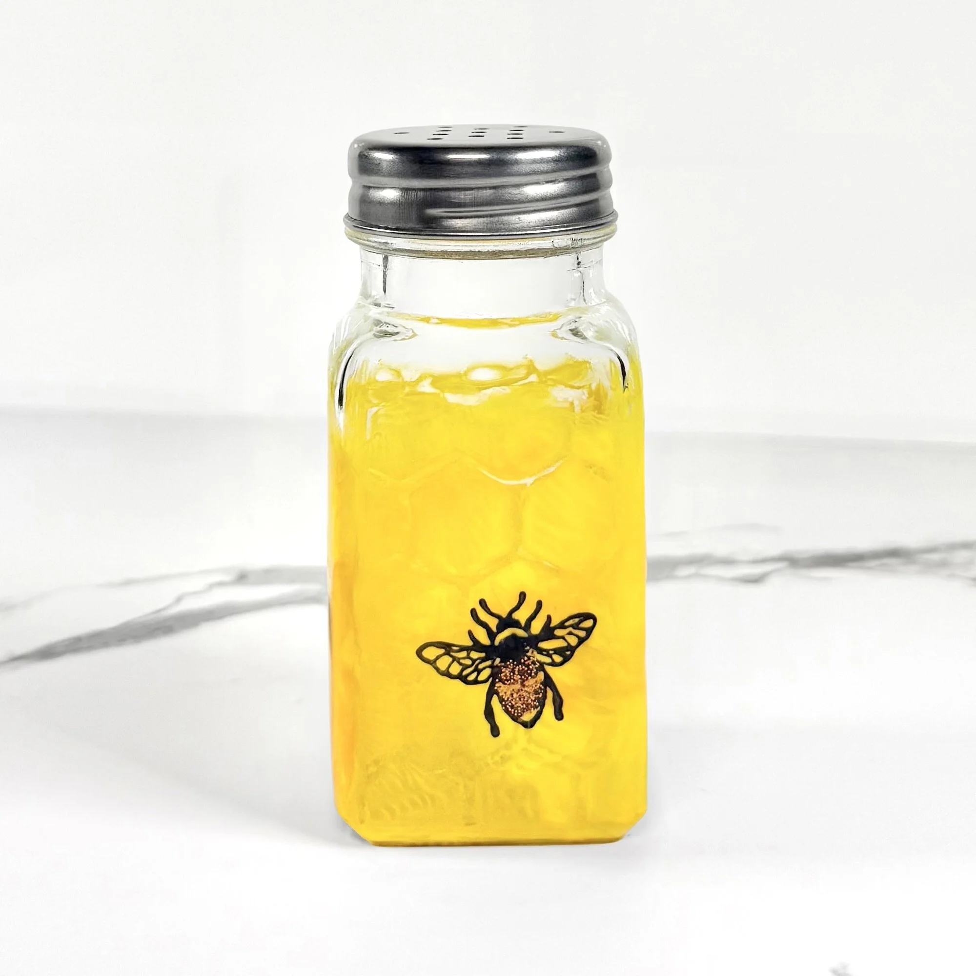 BEE.jpg