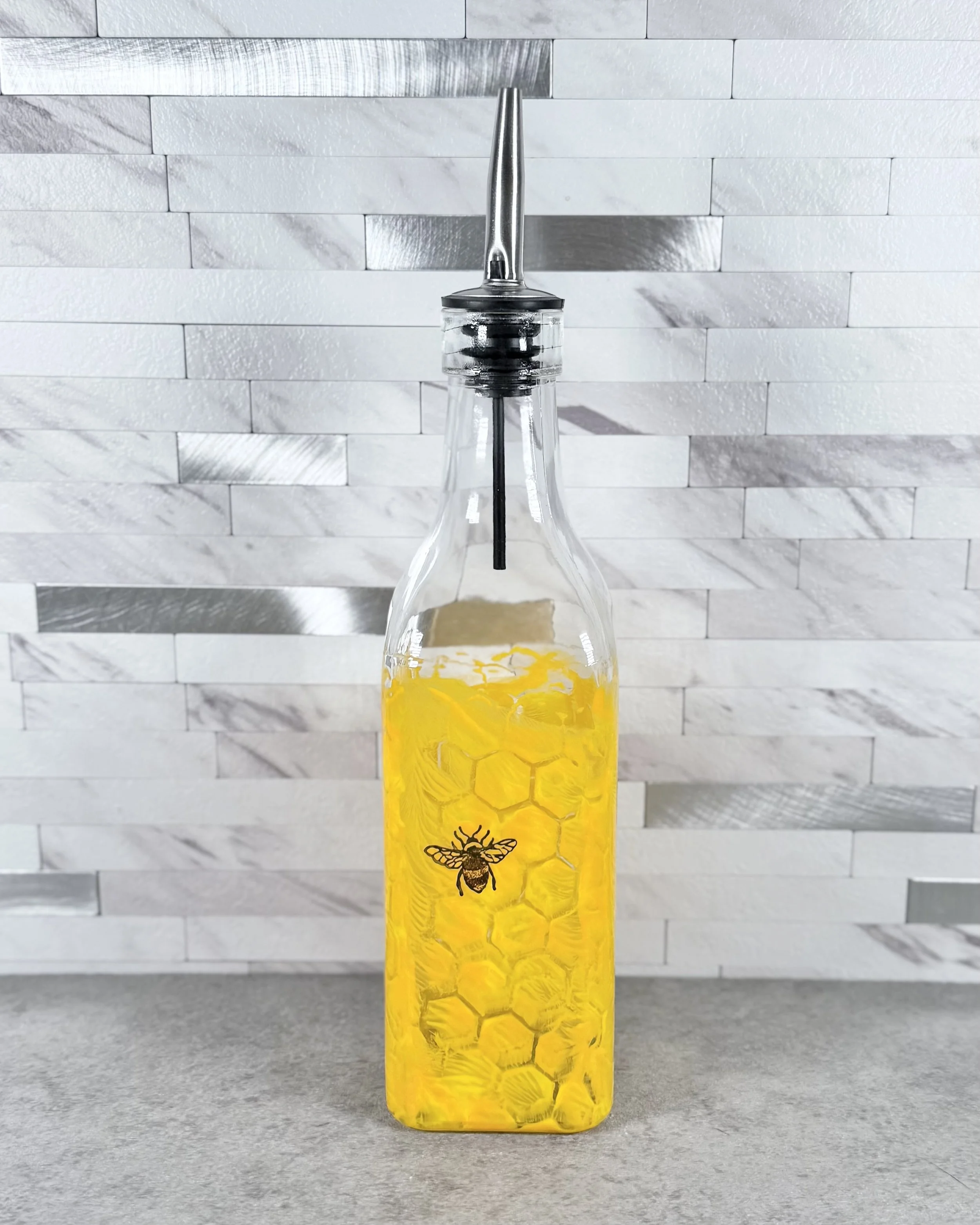 Rusty Patched Bumblebee Oil/Vinegar Bottle