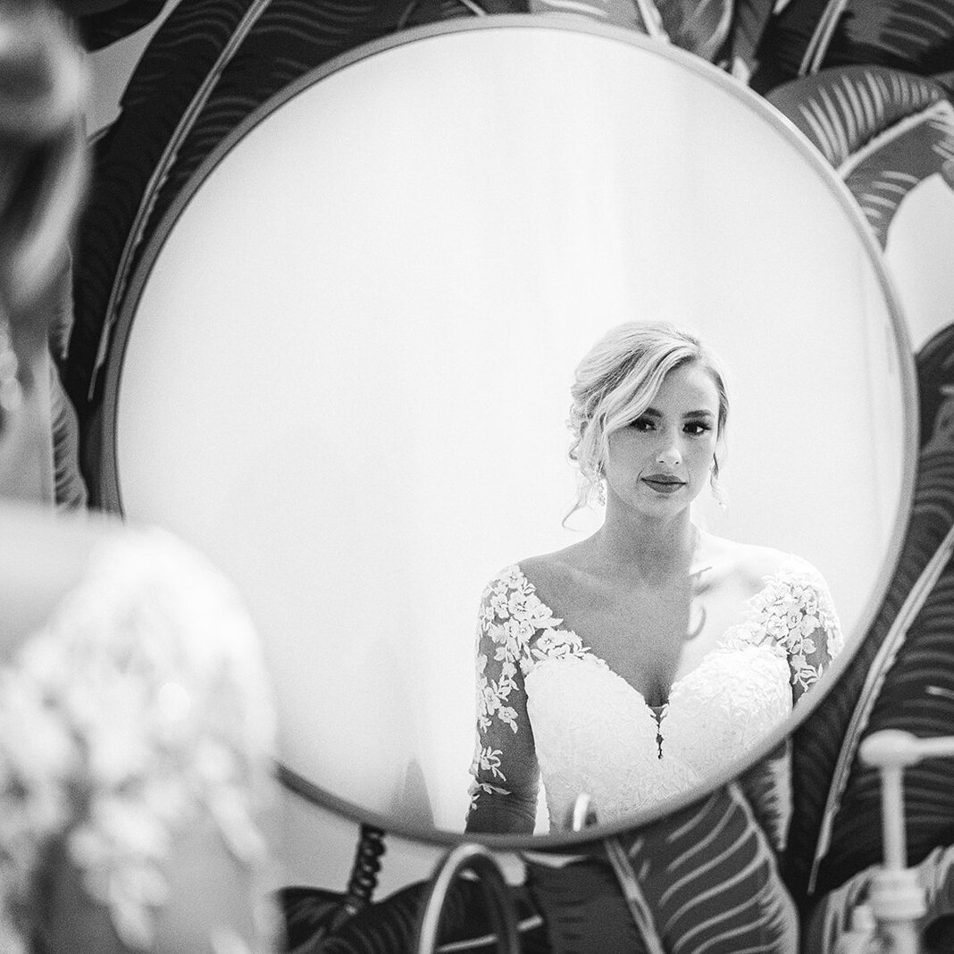 Small rant that has nothing to do with this picture (although, hello Hannah, you looked gorgeous on your wedding day!) ⁠
⁠
If you do not know, I scheduled my posts in advance. ⁠
⁠
I take a day and write out my posts in a series of 9 images utilizing 