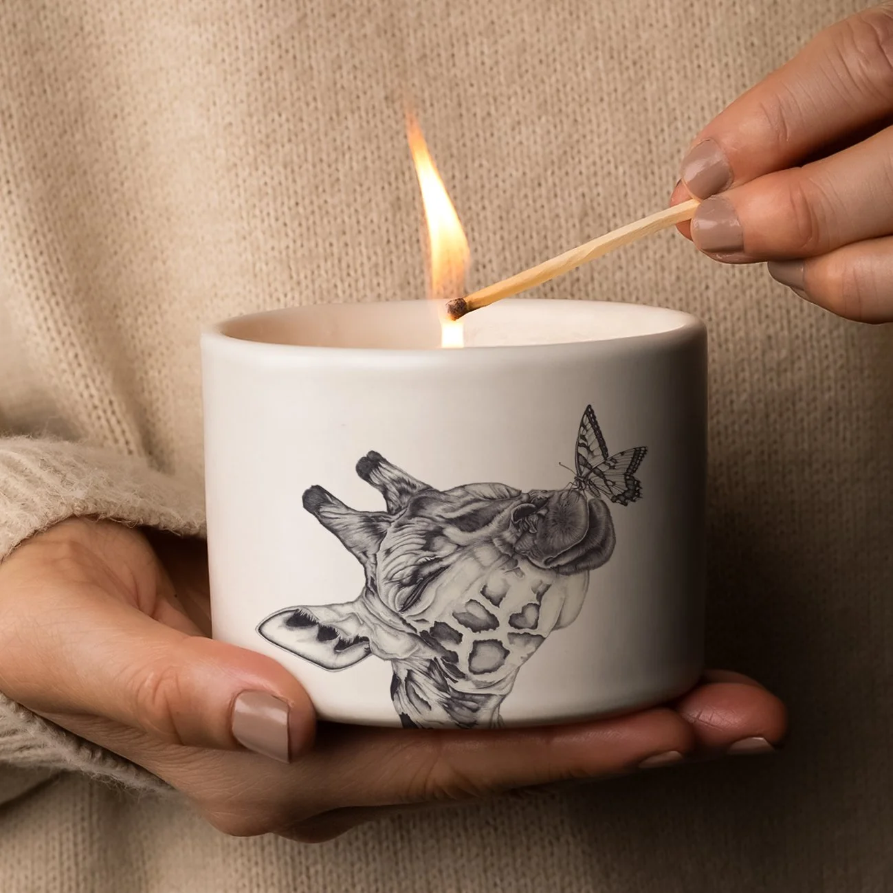 Fly Candle Petite