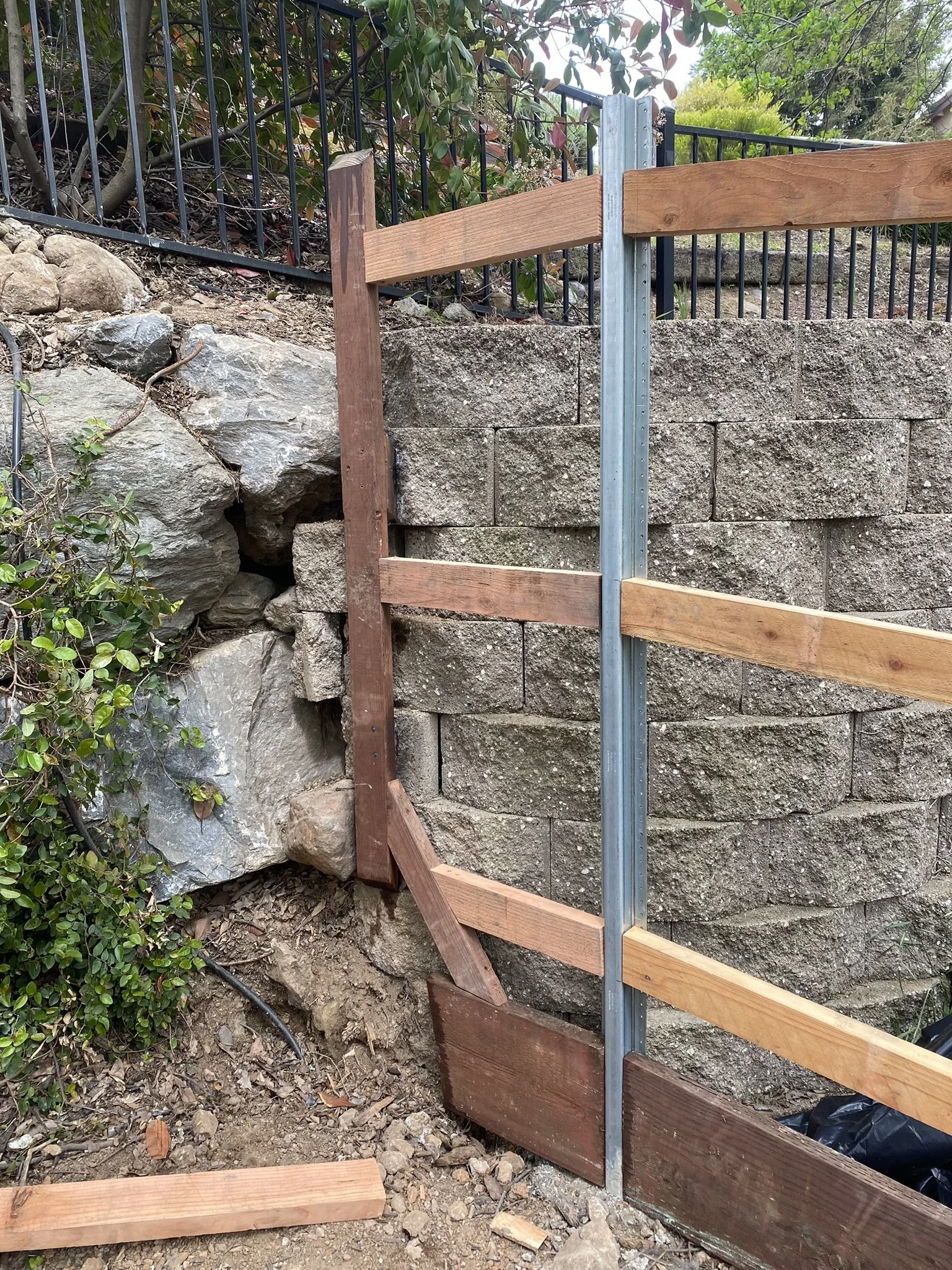 Dorrington Fence Replacement