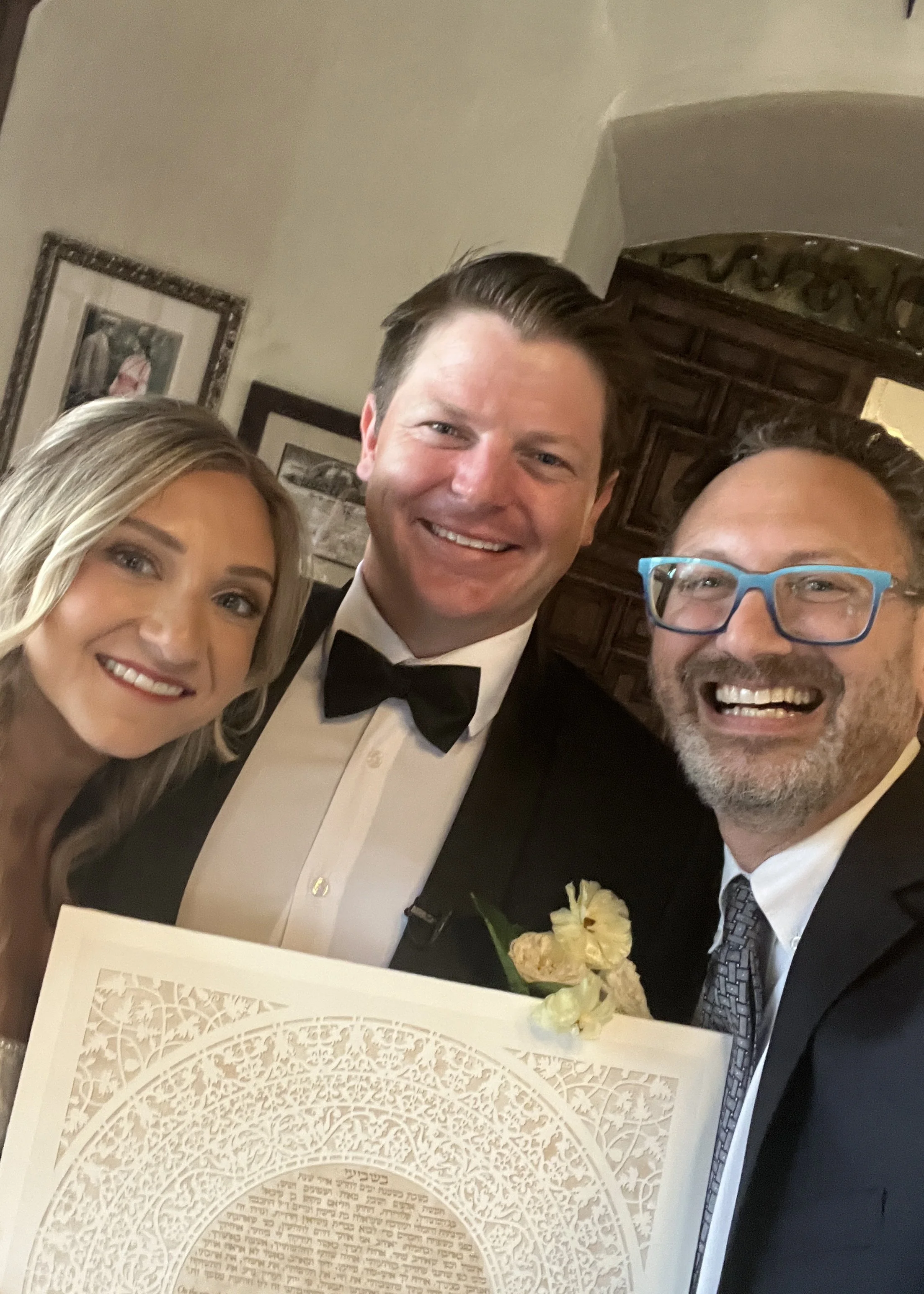 (4/25/26) The Epping Forest Yacht Club in Jacksonville, FL, was a stunning backdrop for this couple to celebrate their love. And it was my privilege to stand with them under their chuppah for their special "I do!" moment. 