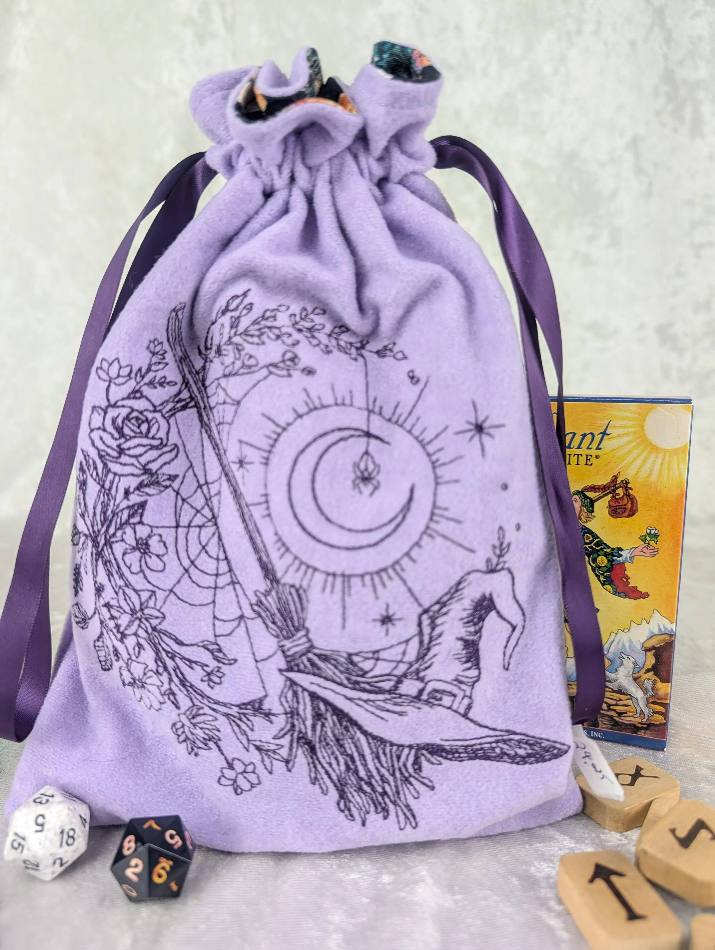 Witchy Wreath Embroidered Tarot Bag
