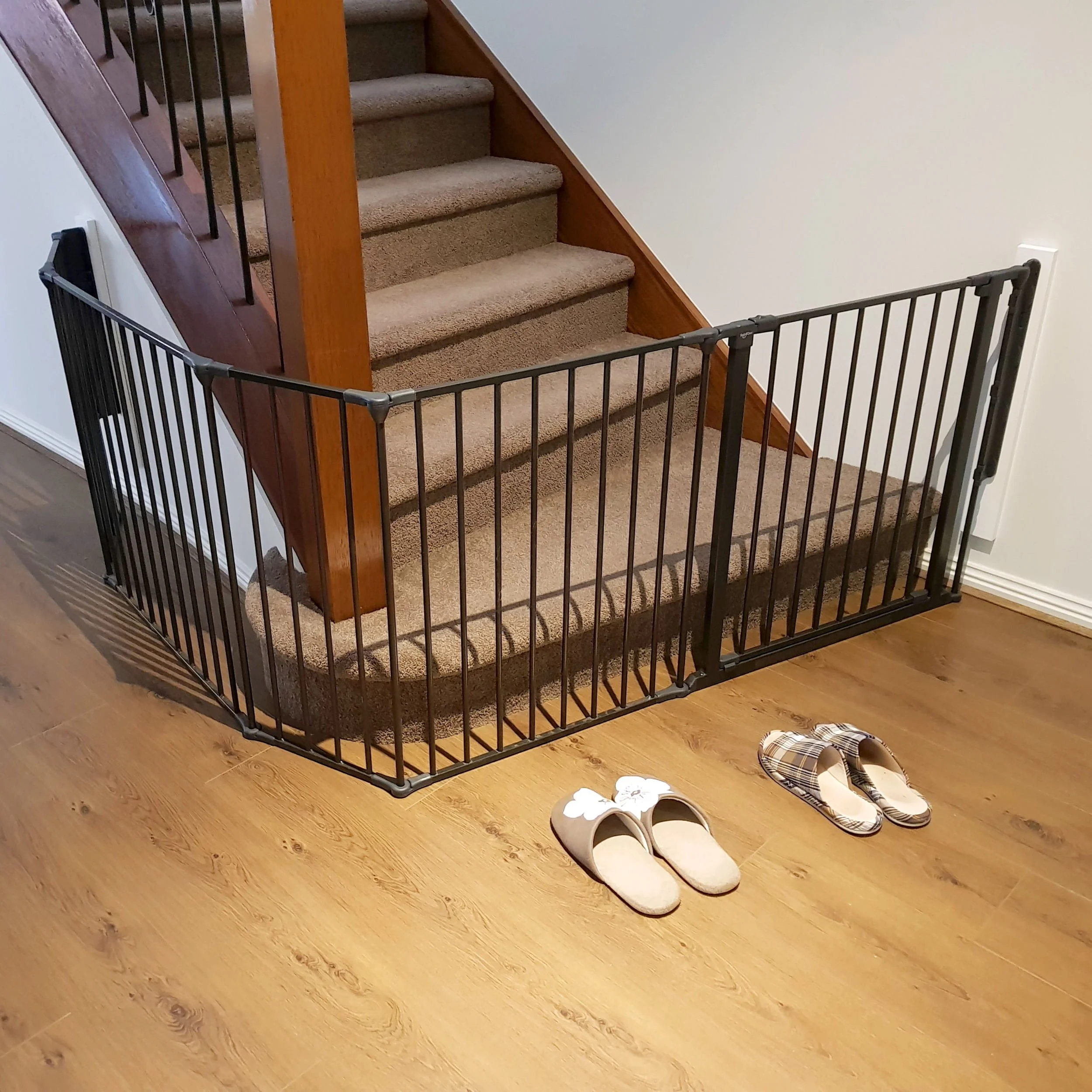Babyproofing Wrap Around Baby Gate Babydan Flexi Fit Wooden Stair