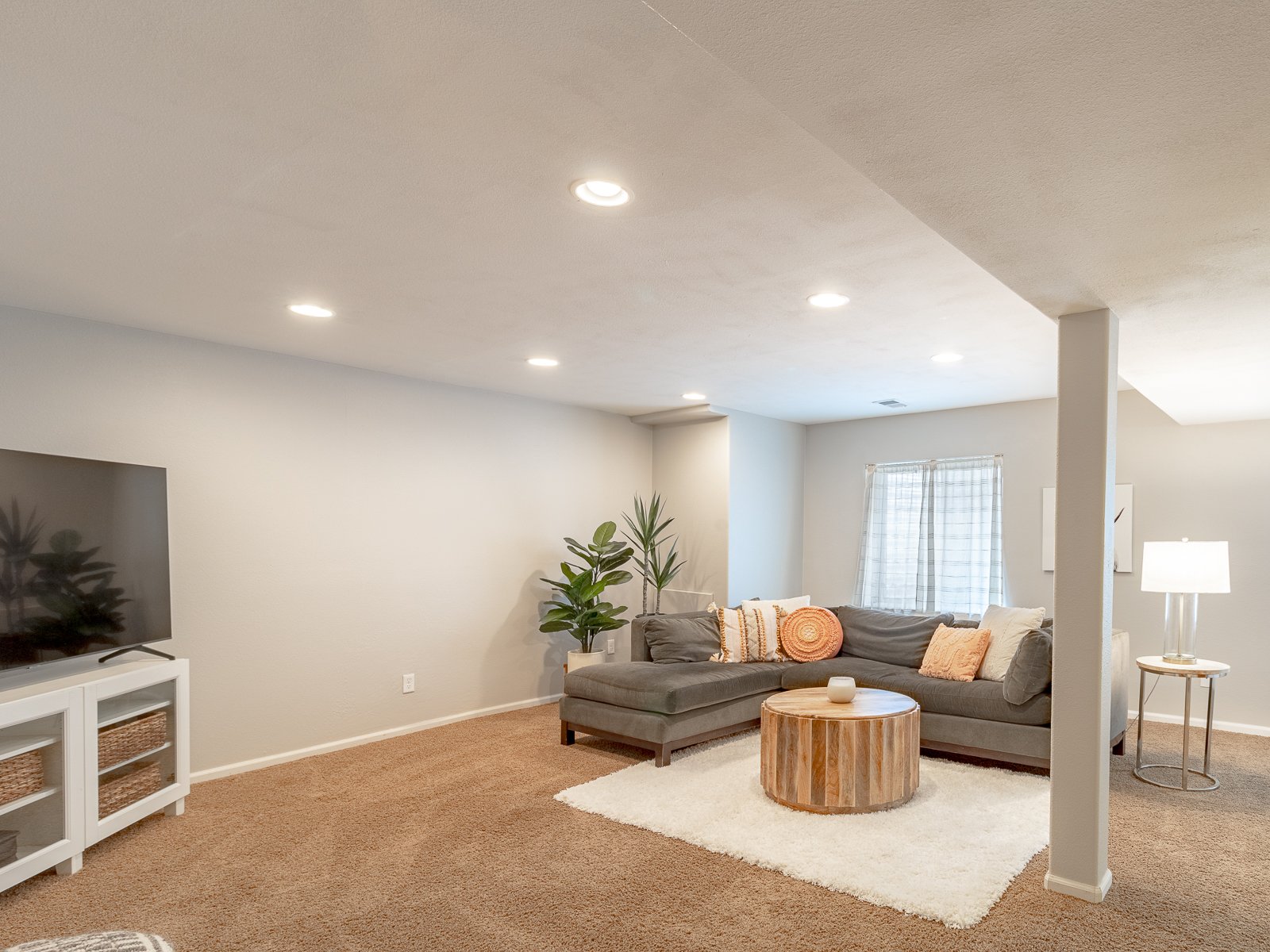 2042 Lodgepole Drive — Iannone Group at Compass