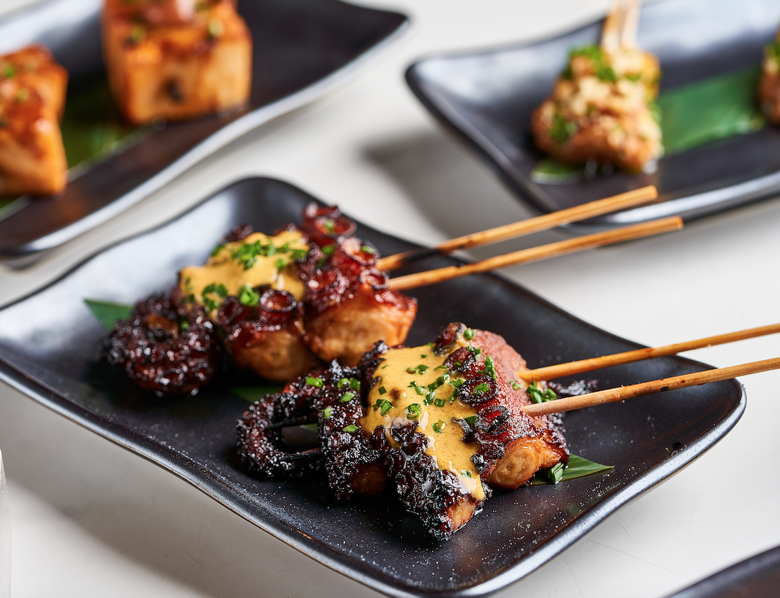  Visit StripSteak during happy hour and enjoy a robata skewer or two such as Tandoori Octopus, and Foie Gras and Pineapple. 