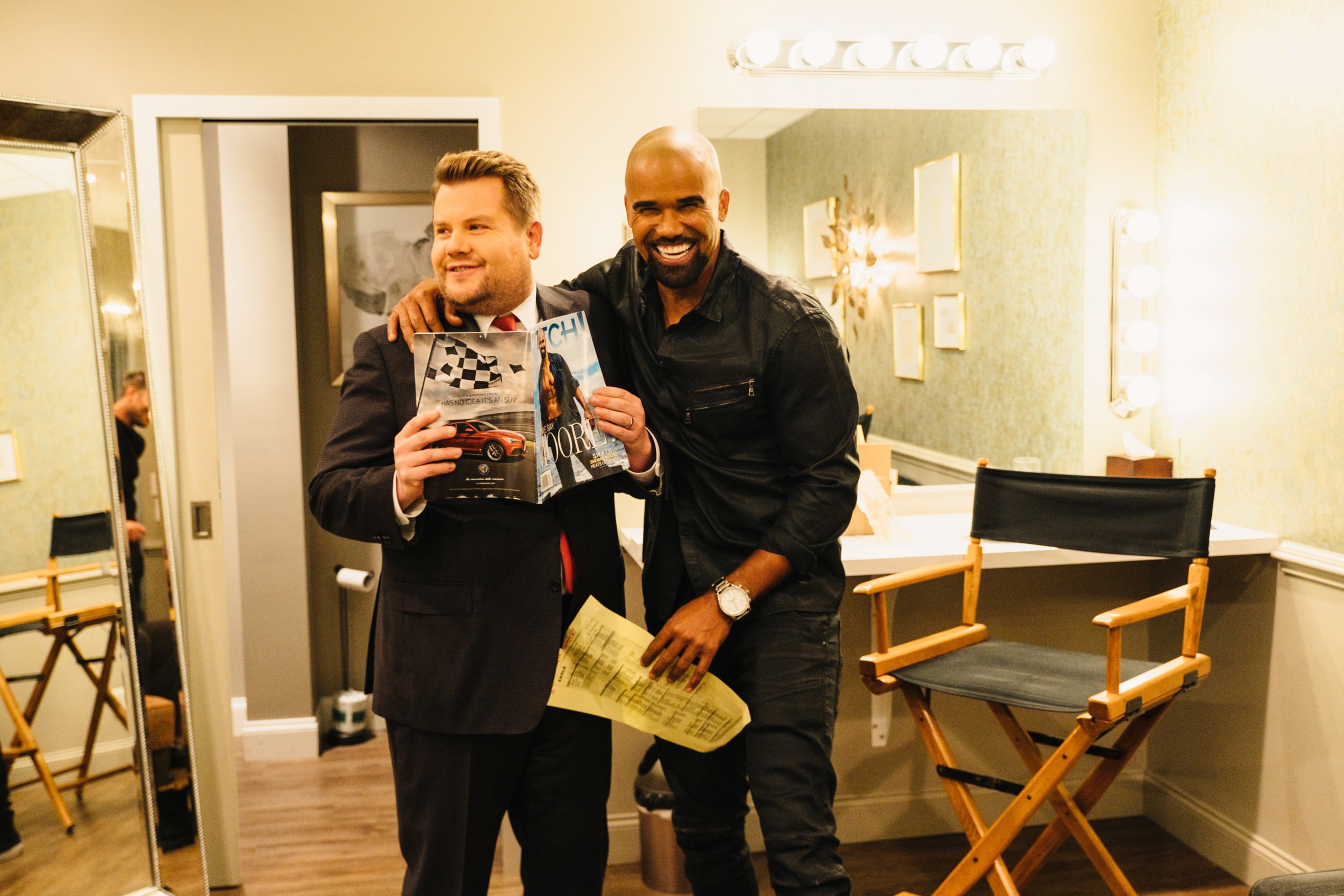  Moore chats in the green room with James Corden during  The Late Late Show with James Corden  ( photo: Terence Patrick ©2017 CBS Broadcasting, Inc. All rights reserved ).  