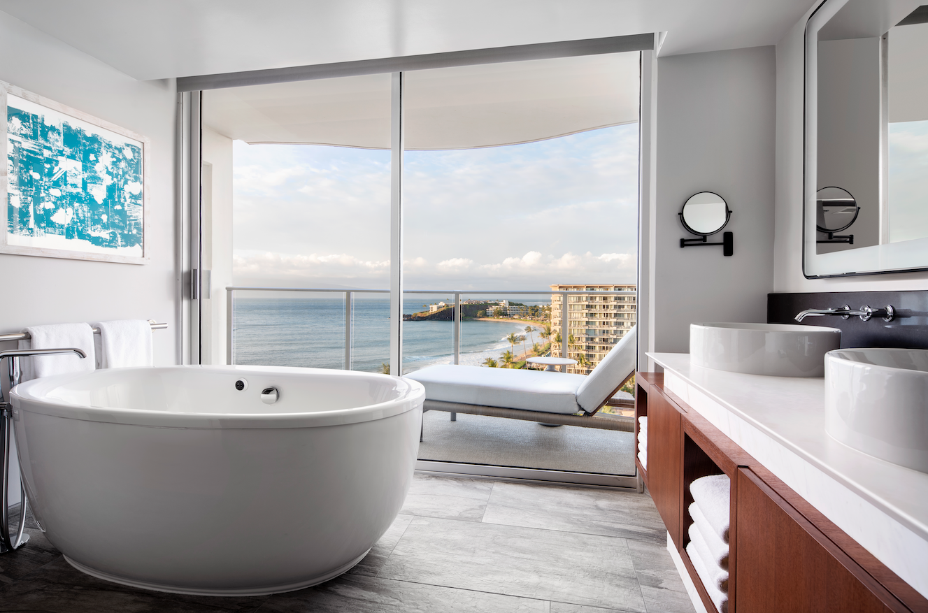  The $120 million rejuvenation included the reimagined beachfront luxury tower, Hōkūpaʻa, that features elegant guest rooms and suites as well as special access to The Lanai.    Photo courtesy The Westin Maui Resort &amp; Spa, Ka‘anapali  