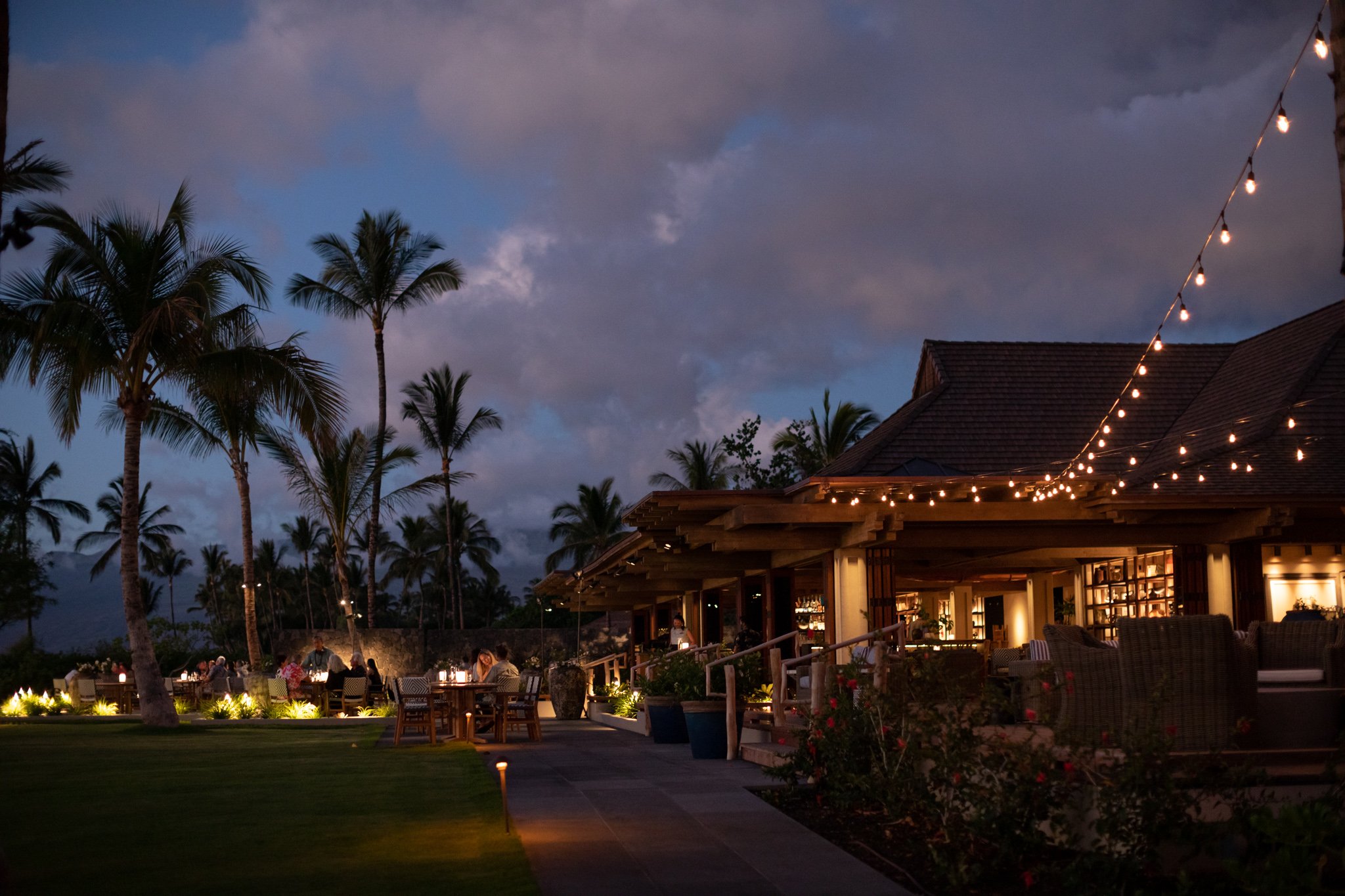  The CanoeHouse at Mauna Lani offers a contemporary indoor-outdoor space with scenic views of the Pacific Ocean, delicious farm-to-table menu and warm hospitality.  Photos courtesy Mauna Lani, Auberge Resorts Collection  