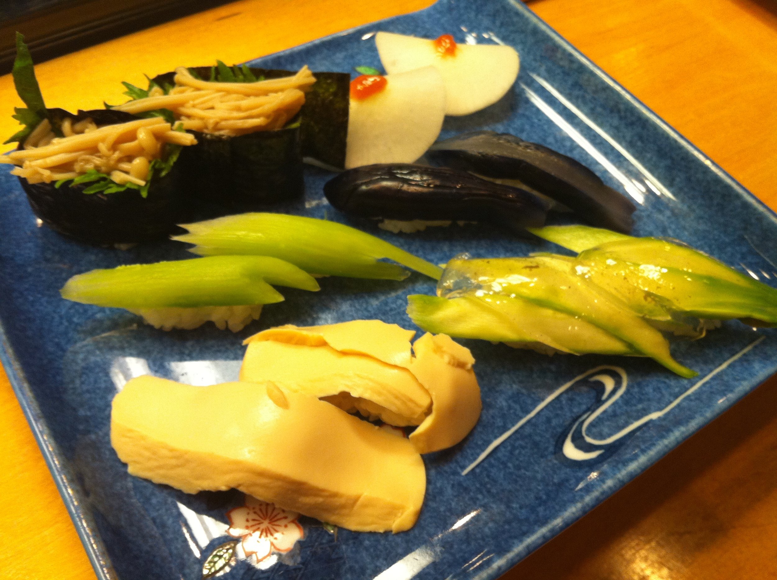 Maguro-ya - Vegetable Sushi.JPG