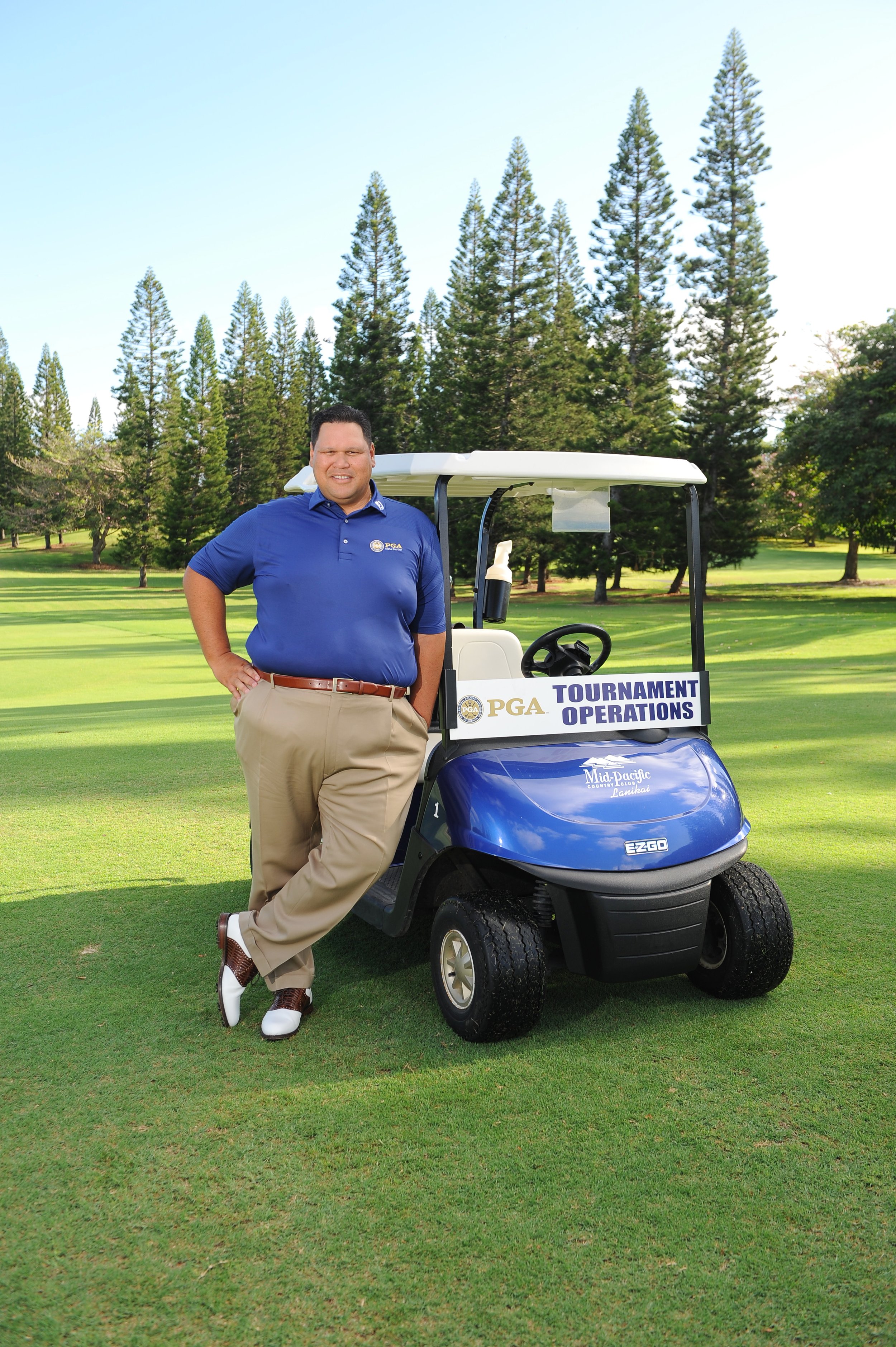  Wes Wailehua at Mid-Pacific Country Club, where he got his first job as a kid and now leads the Aloha Section PGA ( photo by Lawrence Tabudlo ).  