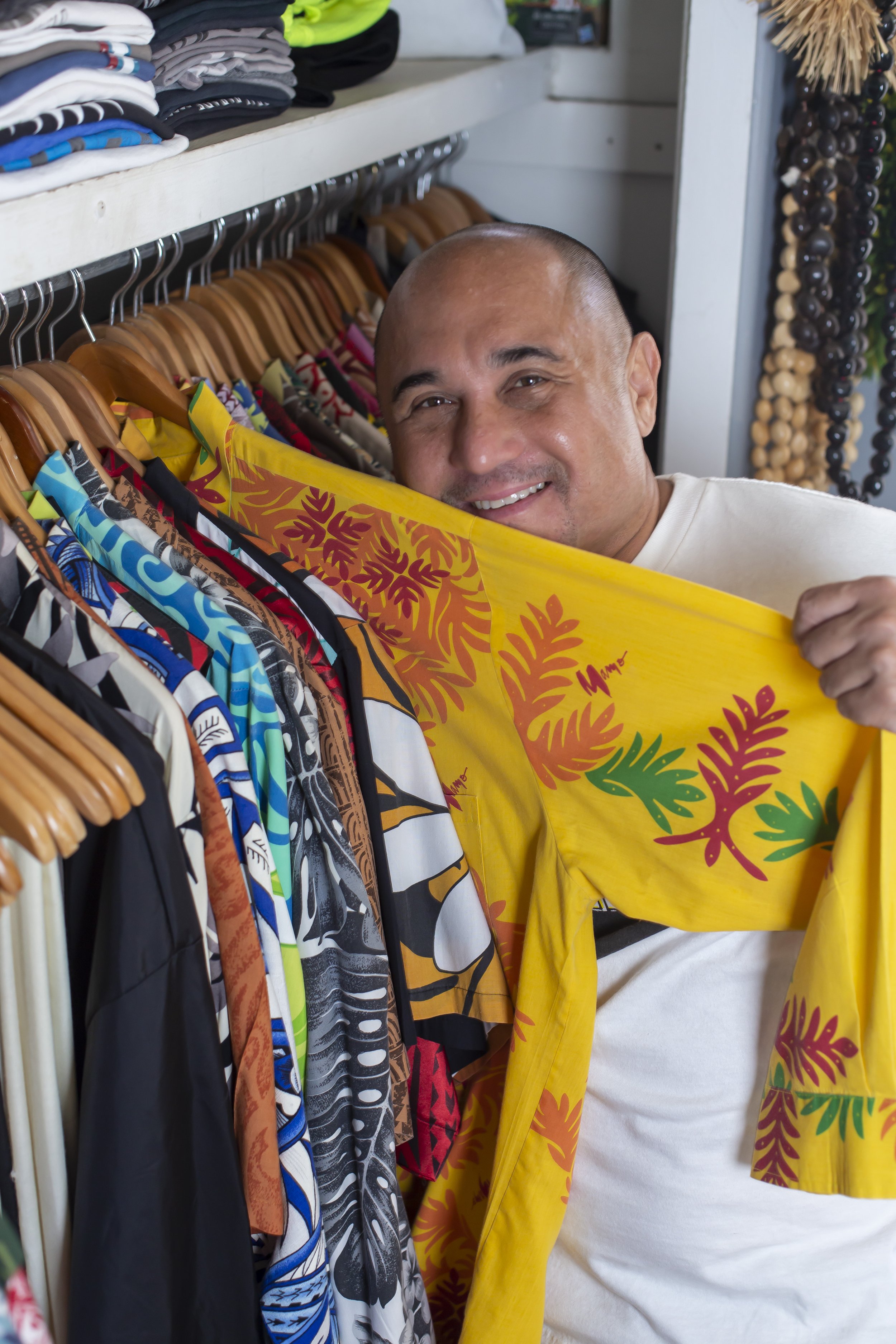  Tabura used to donate the shirts that were gifted to him, however when he realized people were collecting them, he decided to hold on to a few. Today, he has a collection of more than 200 aloha shirts.    Photos by Rae Huo  