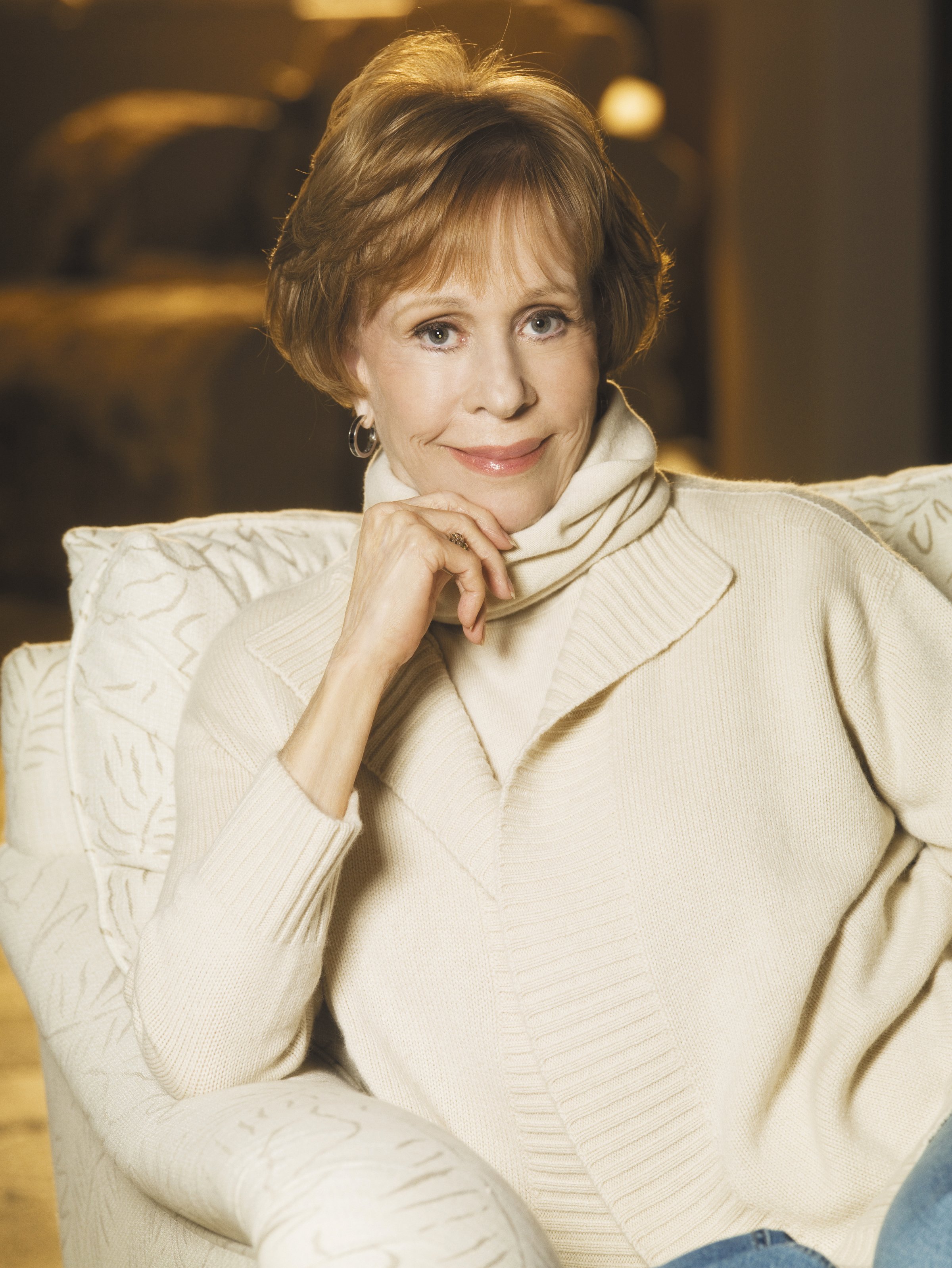  Carol Burnett’s ties to Hawai‘i go far beyond her recent performance in Honolulu ( photo courtesy Elite ).  