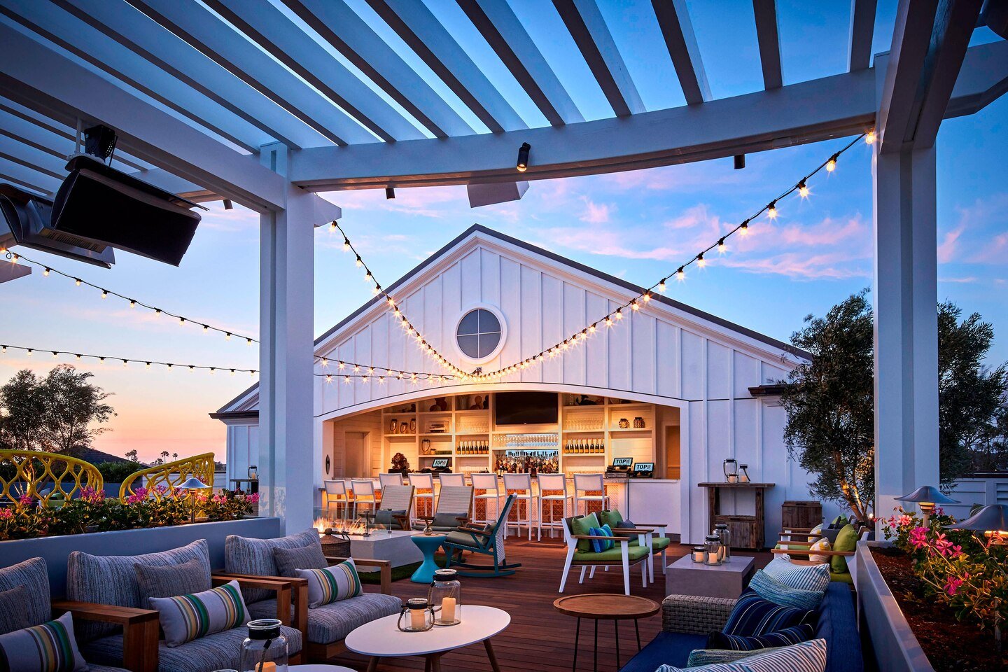  Hotel options are plentiful. Our pick? Lido House and its luxe cottage suites. Lido’s rooftop bar is the right place for sunset cocktails.   Photos courtesy Lido House  