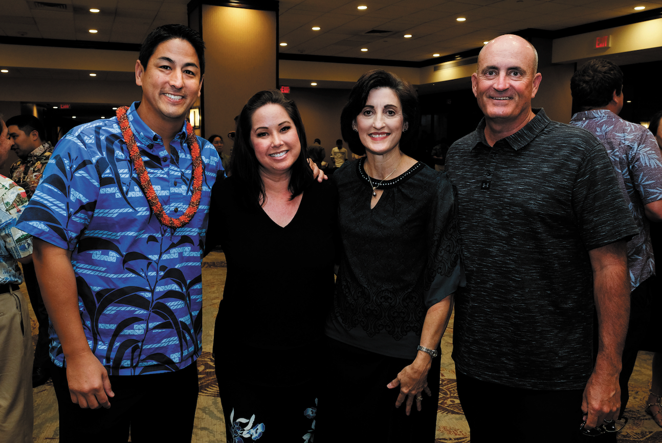   Steve Uyehara, Liz Chun Uyehara, Catherine Trapasso, Mike Trapasso   