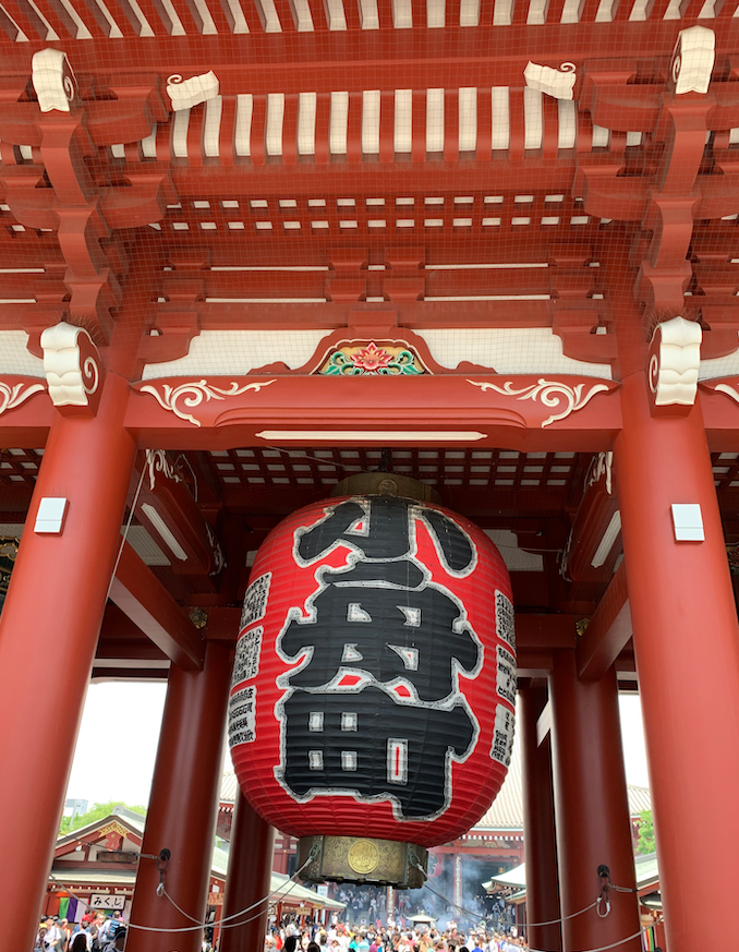   T he iconic red lantern at the Asakusa-Jinja shrine.  