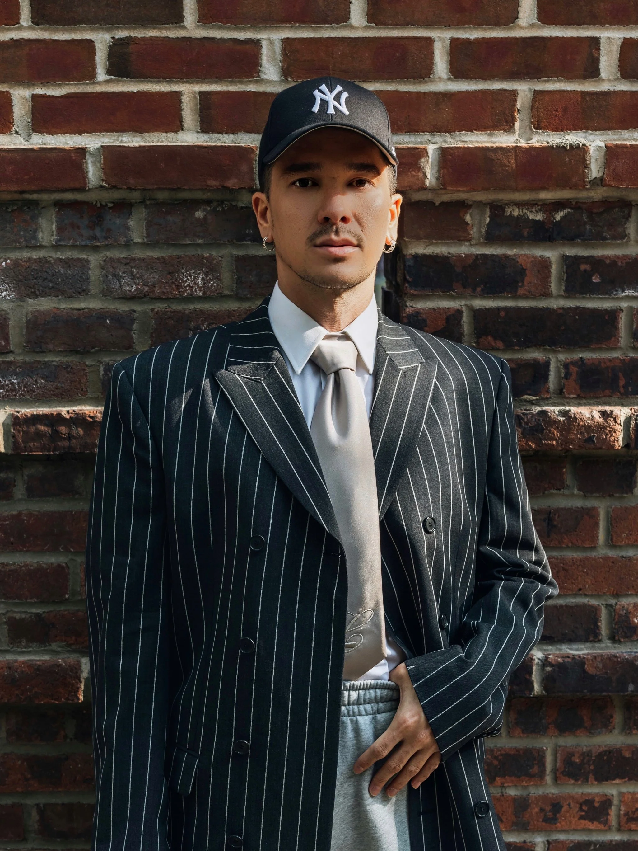 Island Vibes, Global Waves