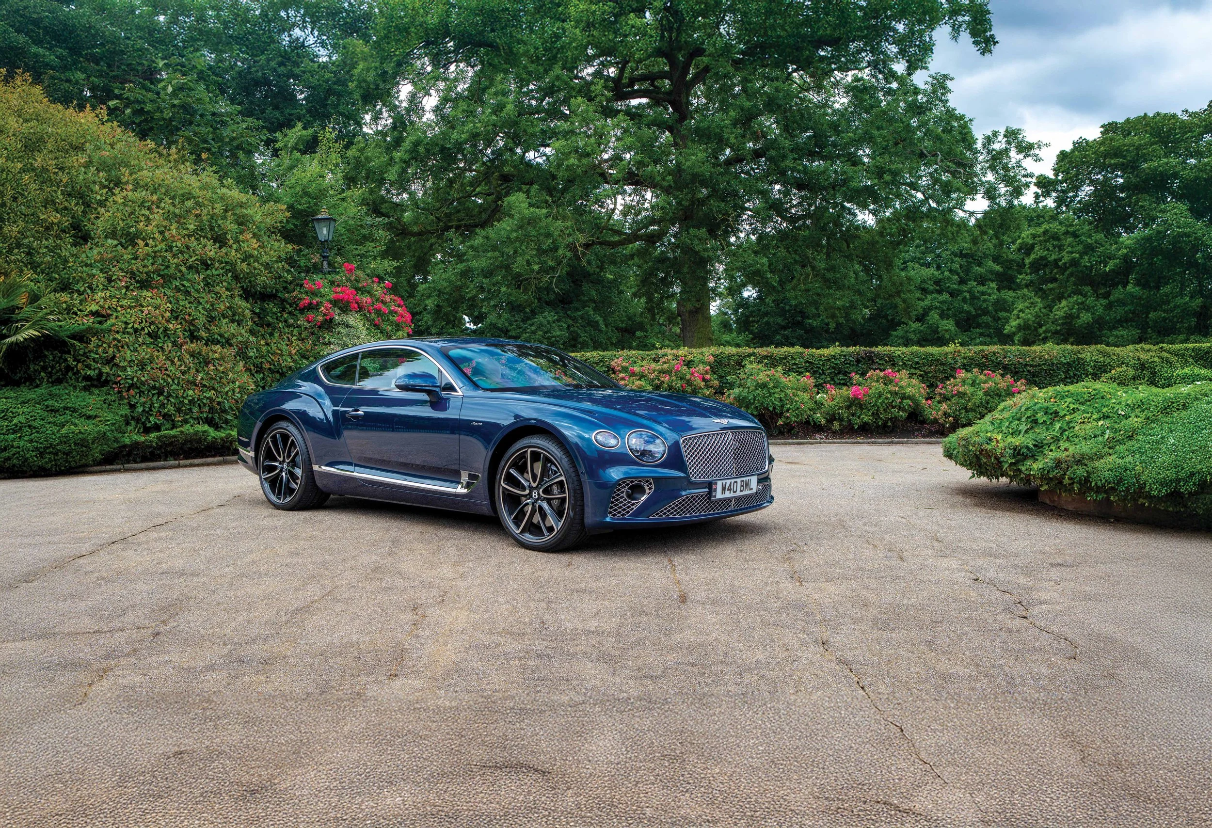 Continental GT V8 Azure - W40 BML - 1.jpg