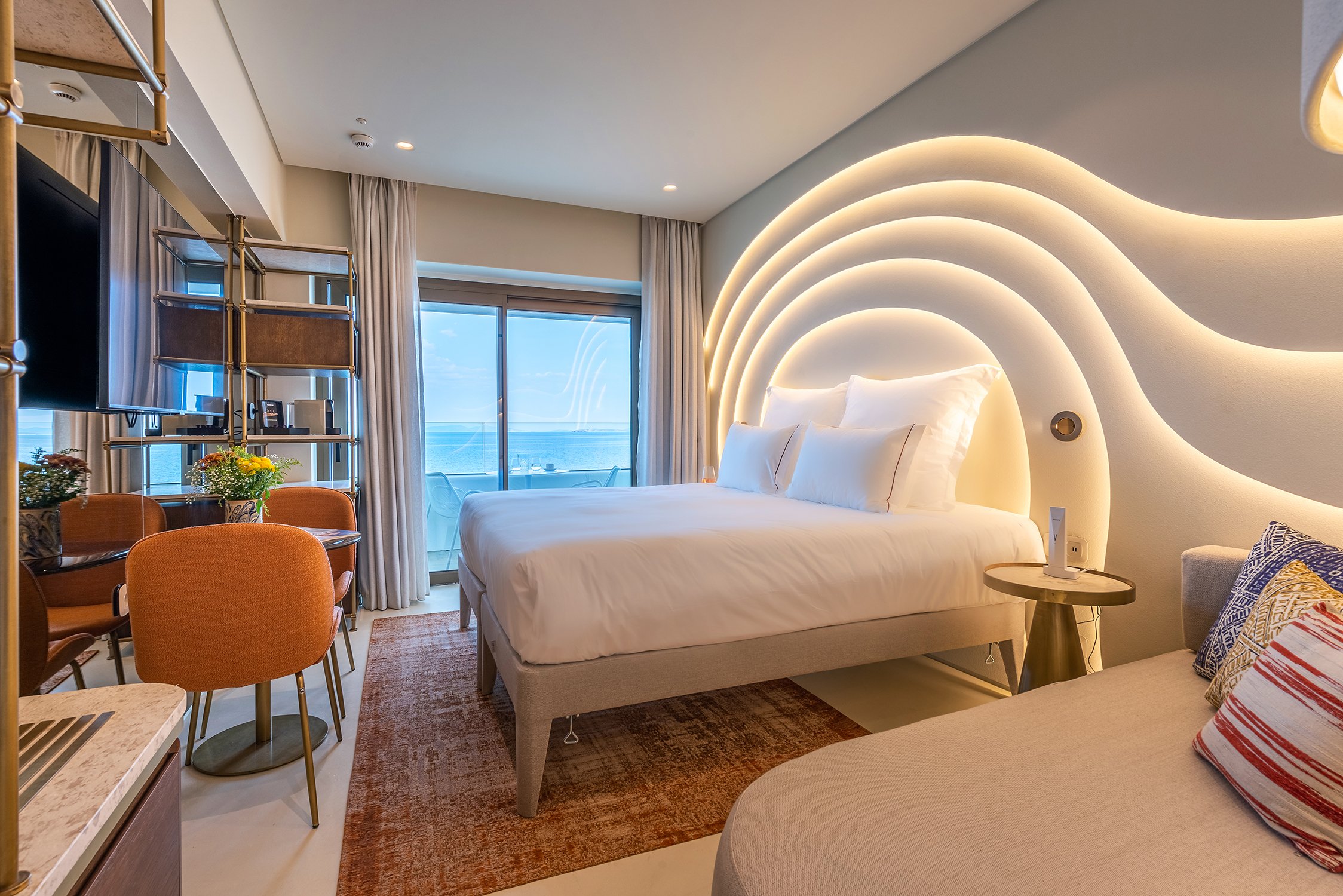 Isla-Brown-Corinthia-Deluxe-Sea-View-with-balcony-sea-view.jpg