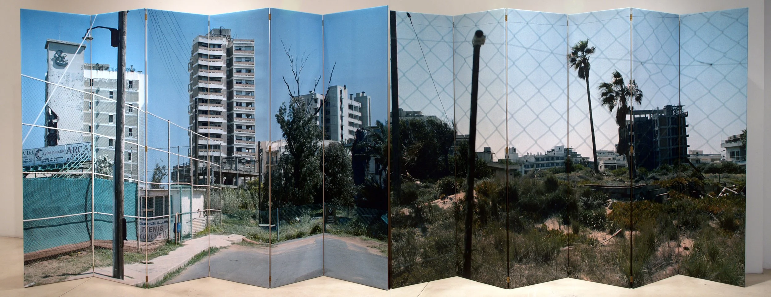 Mark Wallinger, Painting the Divide (Famagusta), 2005. Detail 1.jpg