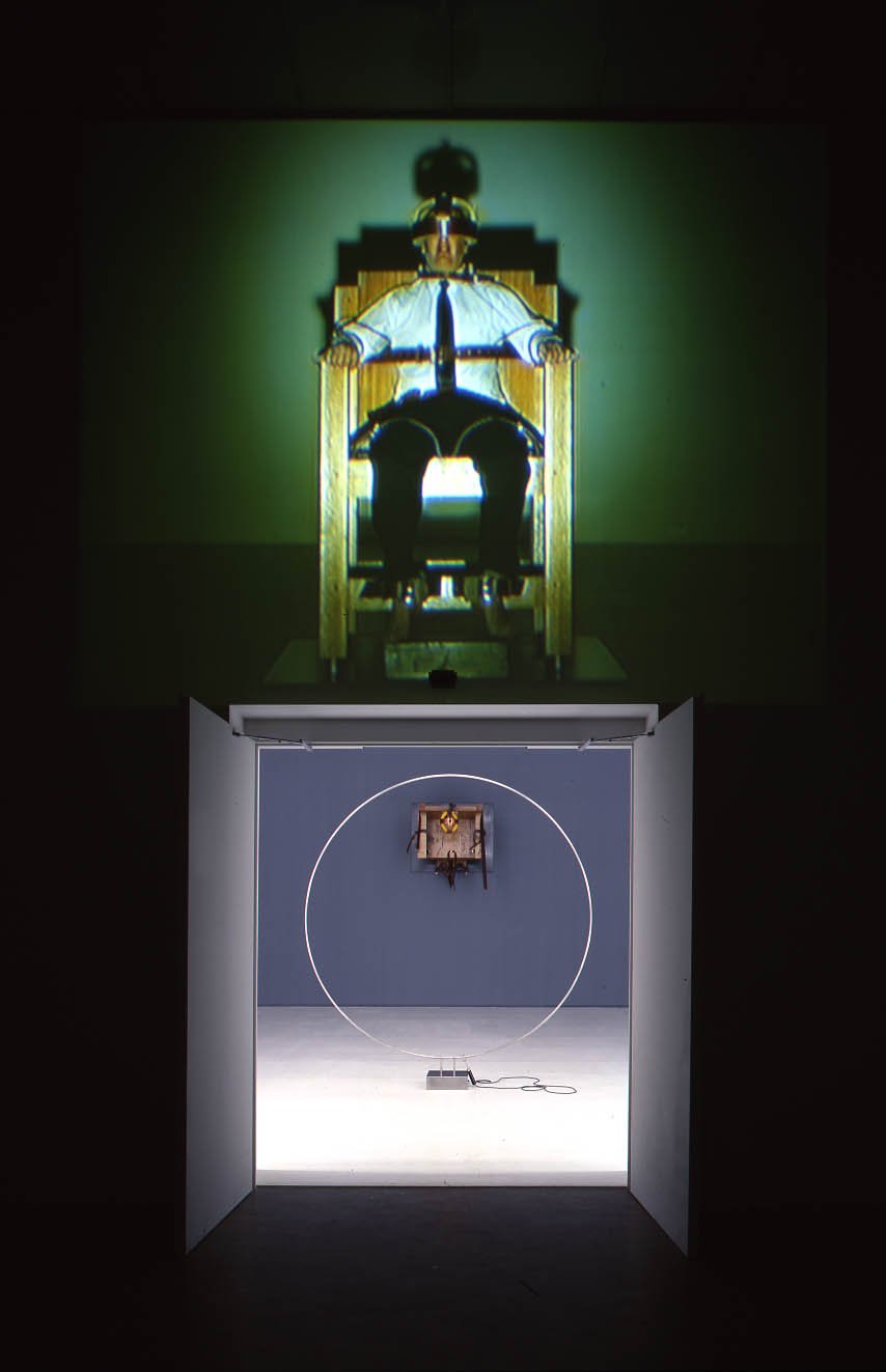 Mark Wallinger, Prometheus, 1999, installation (Portikus).jpg