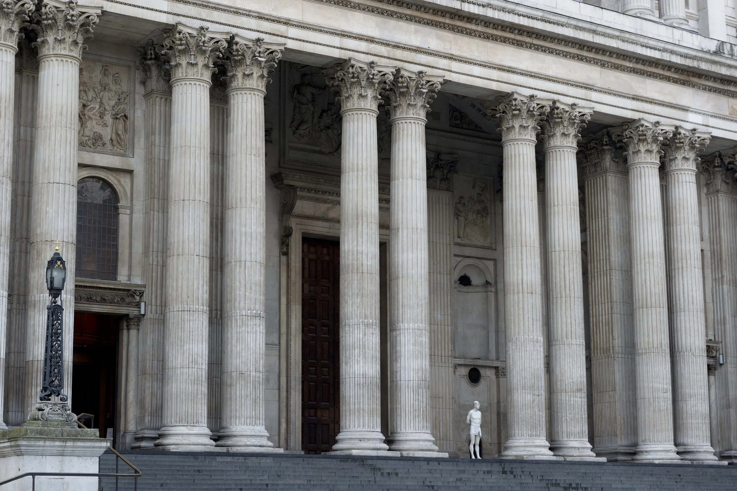 Mark Wallinger, Ecce Homo, St Paul’s Cathedral, 2017.jpg