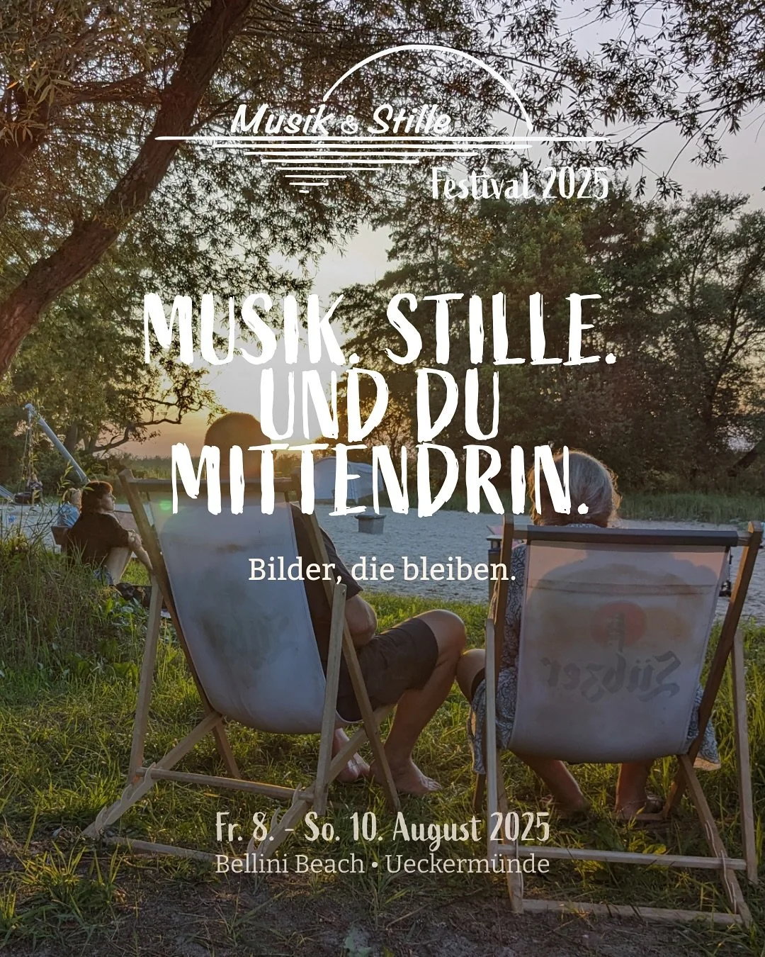 In zwei Wochen ist es wieder so weit.
Wir h&ouml;ren wieder gemeinsam zu.
Wir tanzen barfu&szlig; im Sand.
Wir wachen auf mit Yoga, Musik &ndash; und Kaffee am Haff.
Wir feiern leise, wild, wach und miteinander.

✨ Musik &amp; Stille ist ein Wochenen